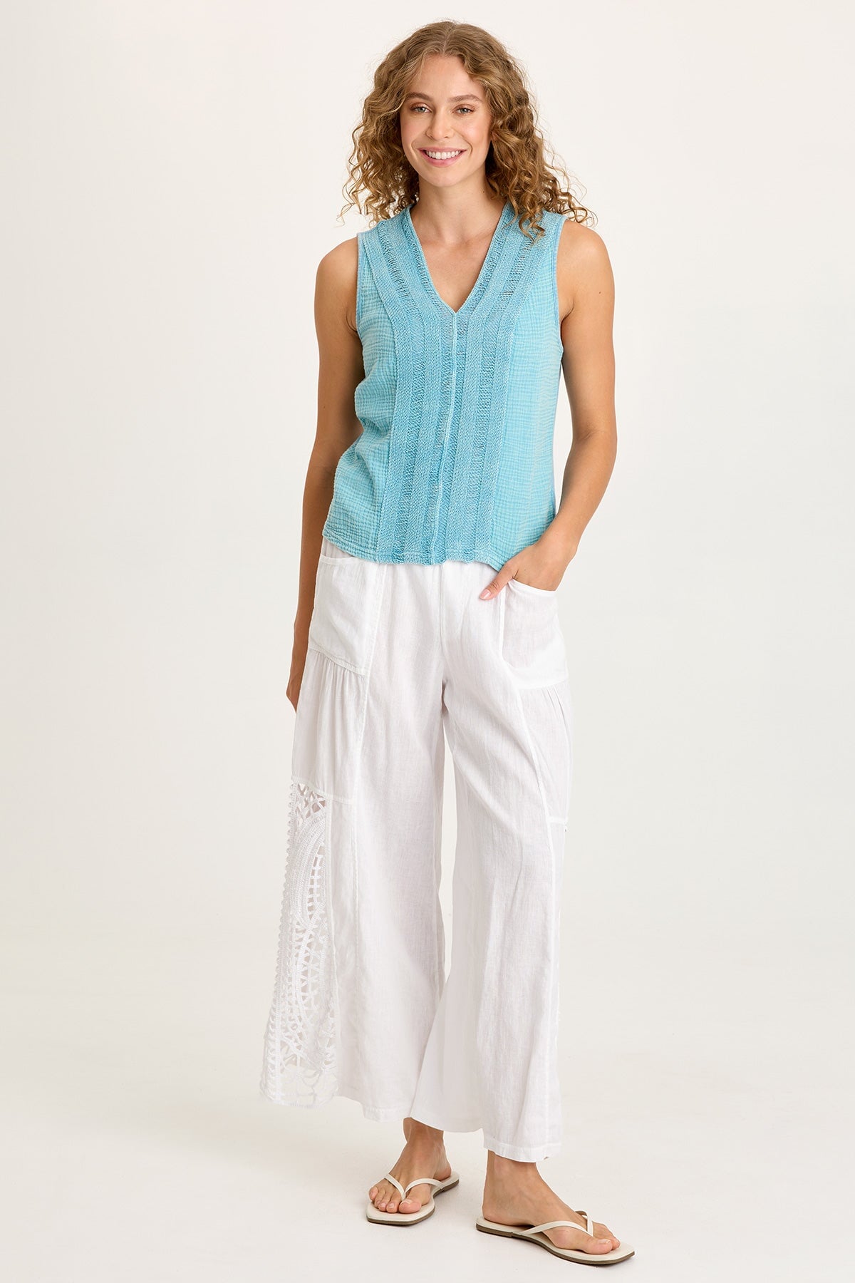 Astro Linen/Crochet Pull-On Pant