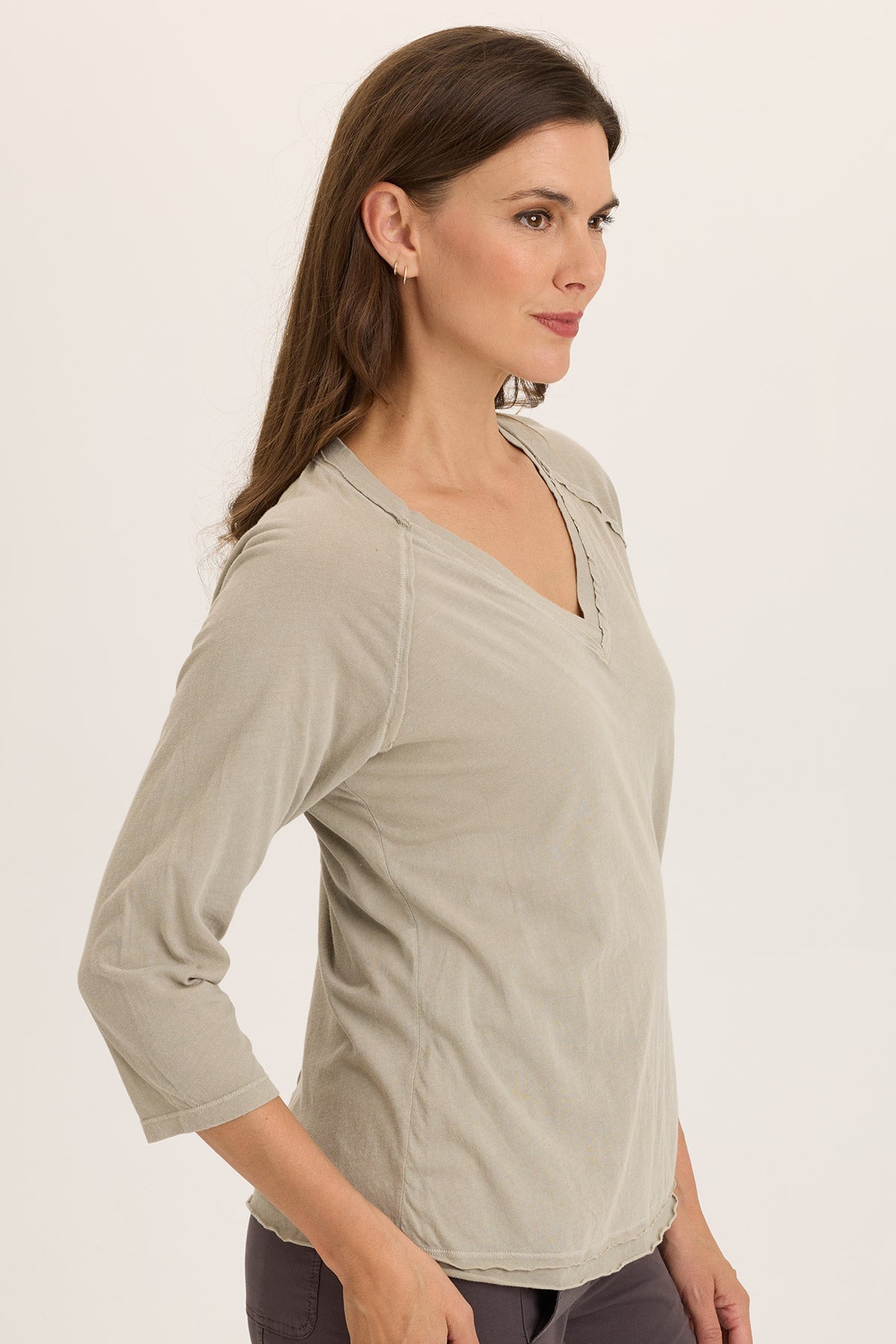 Maven Jersey 3/4-Sleeve V-Neck Tee