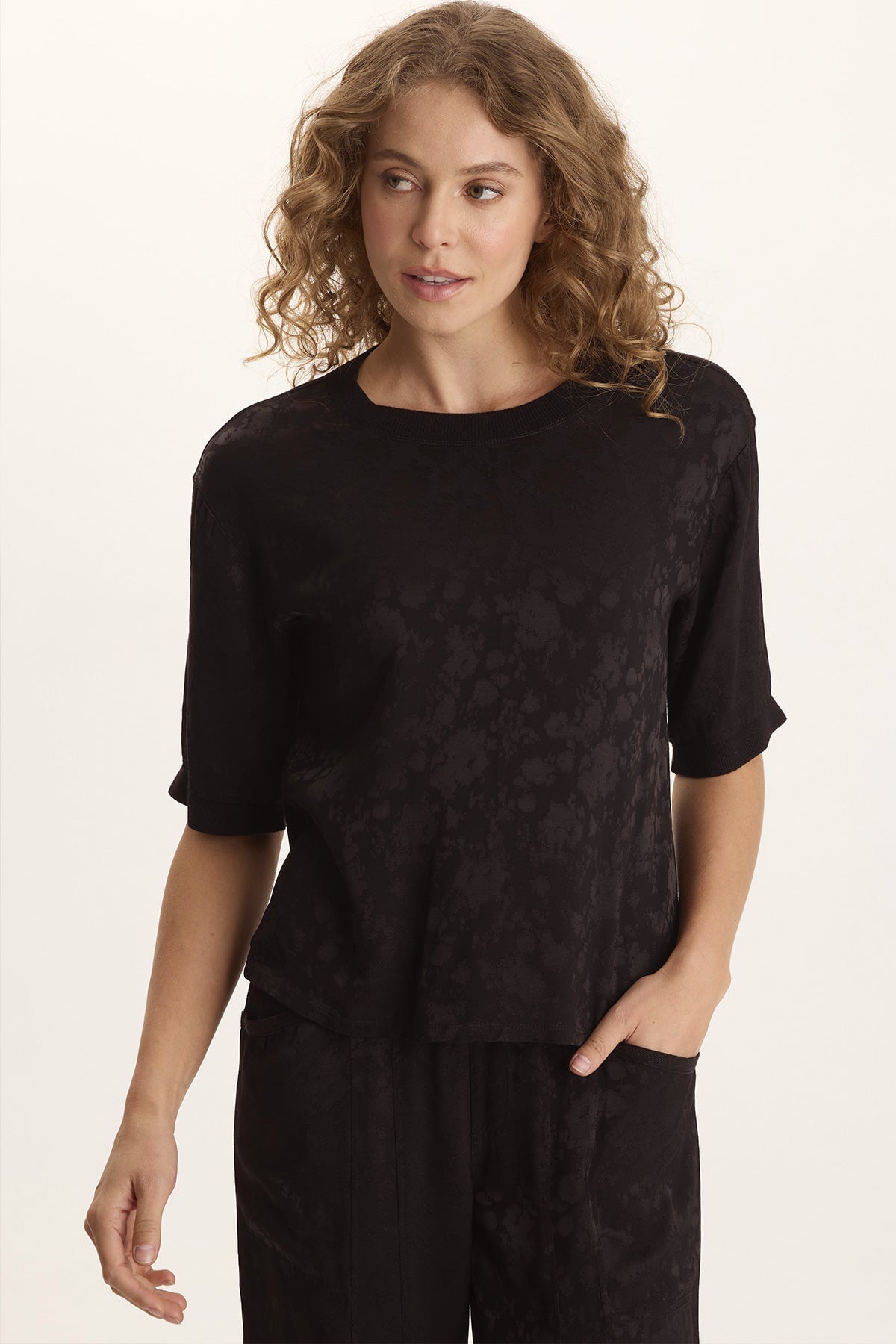 Chelan Textured Satin Casual Fit Top