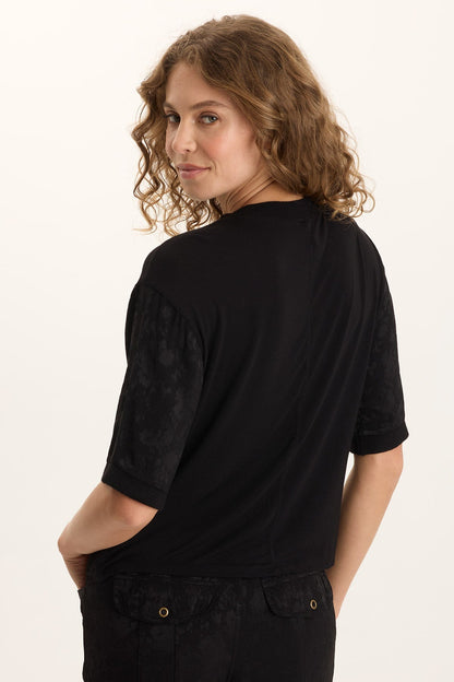 Chelan Textured Satin Casual Fit Top