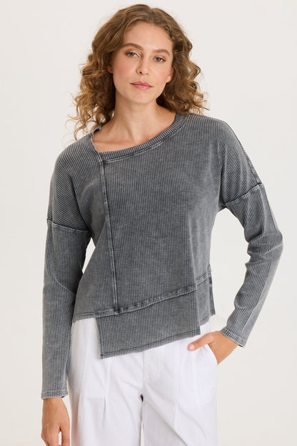 Hadden Asymmetrical Hem Long Sleeve Top