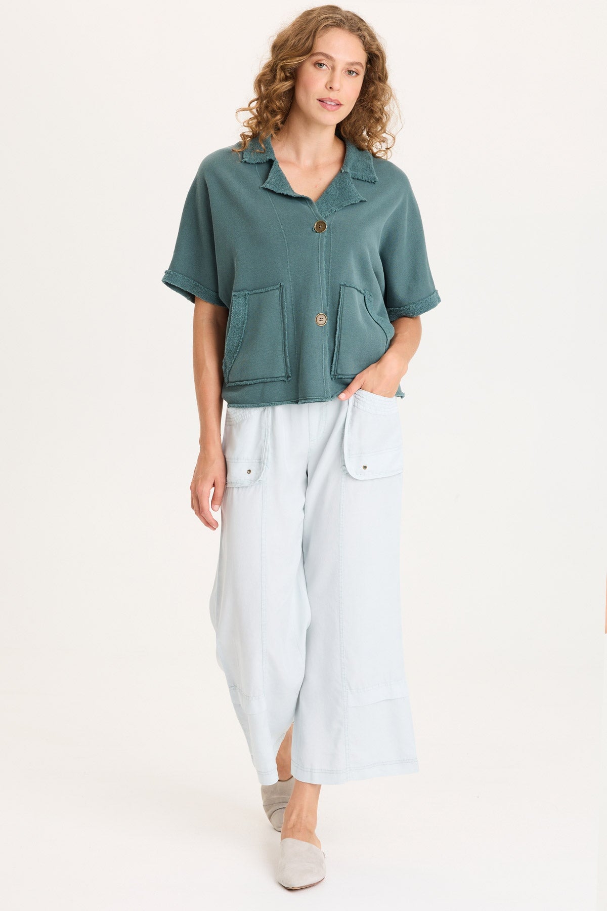 Kennison Short Sleeve Fleece Capelet