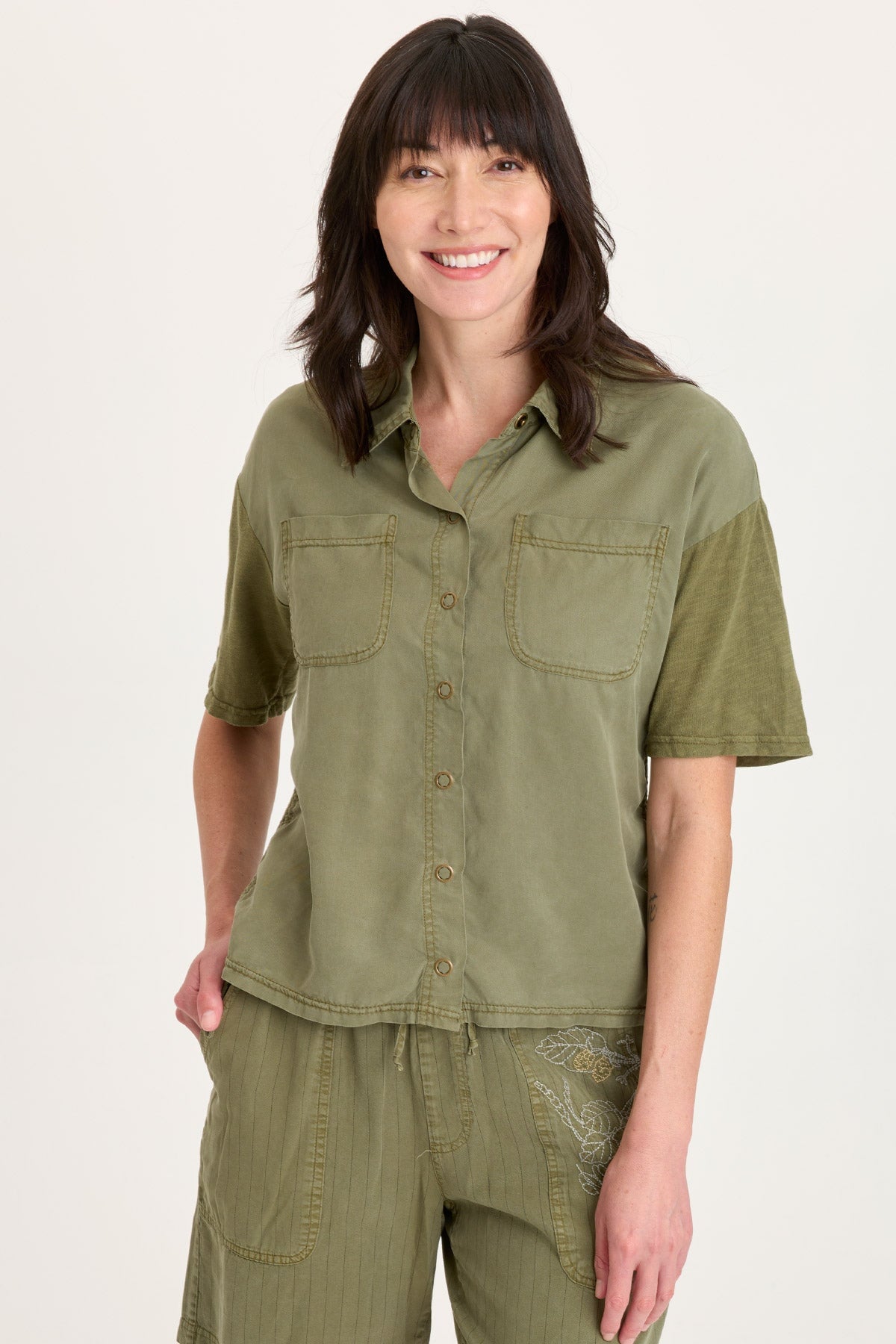 Kimbel Twill Classic Button-Up Top