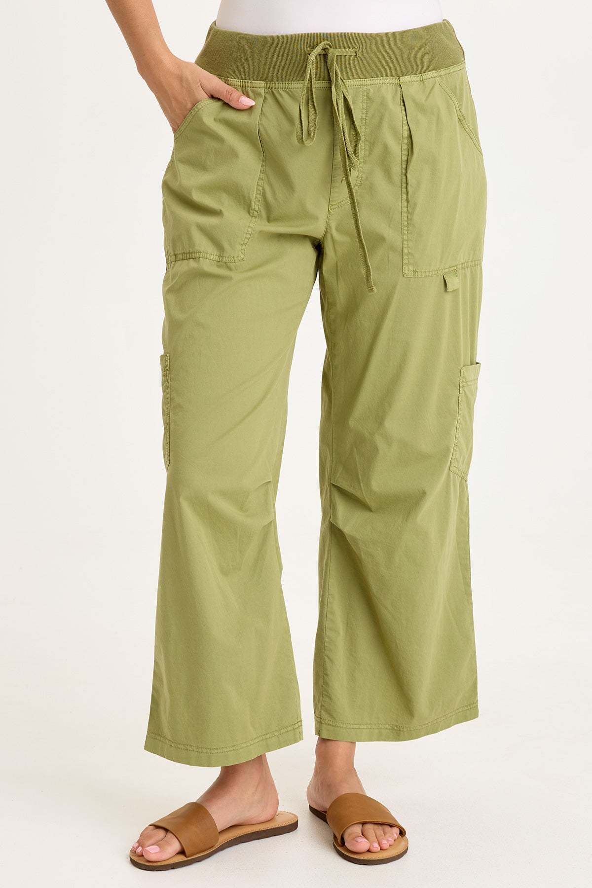 Leopold Poplin Darted Knee Cargo Crop