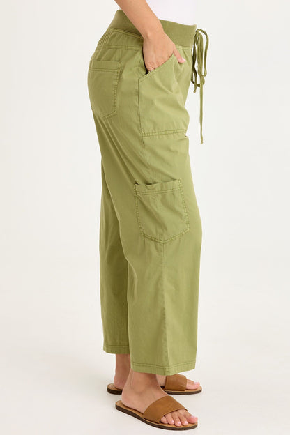 Leopold Poplin Darted Knee Cargo Crop