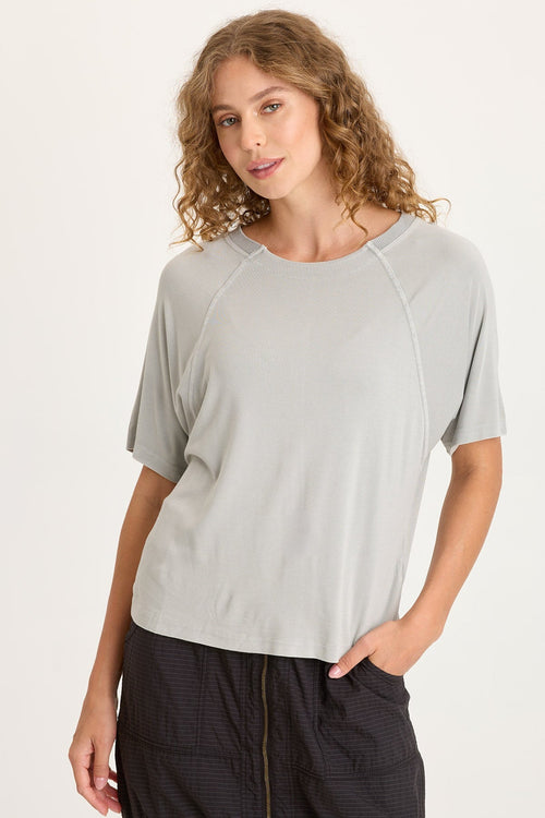Lester Jersey Raglan Tee