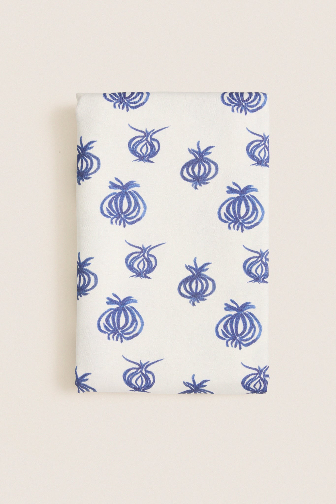 Blue Les Oignons Small Tablecloth