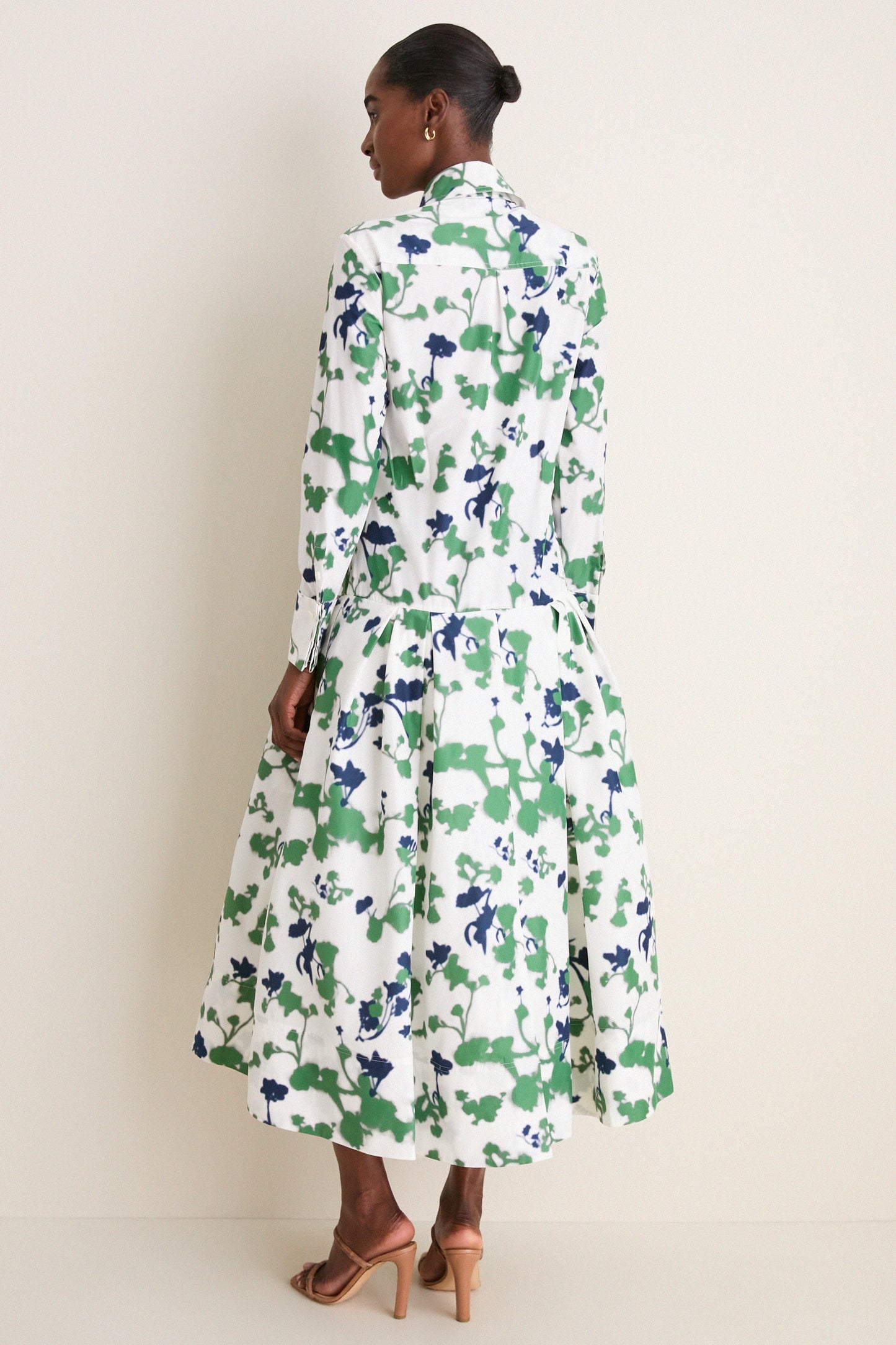 Blurred Bouquet Sono Shirt Dress