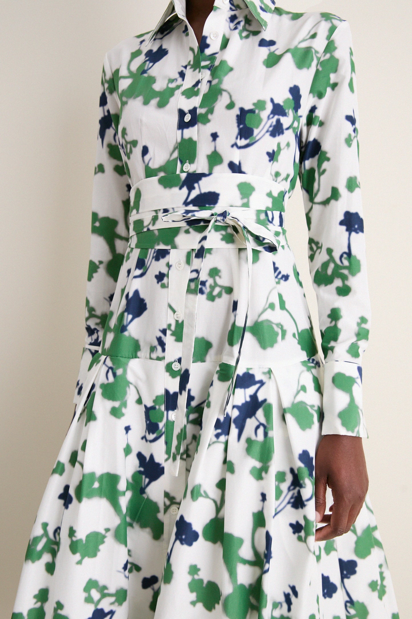 Blurred Bouquet Sono Shirt Dress