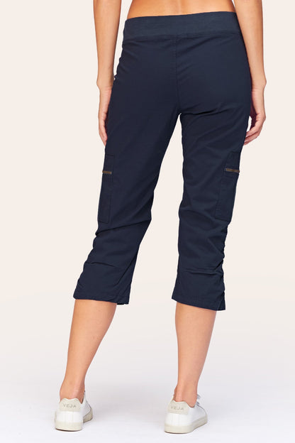 Nadia Crop