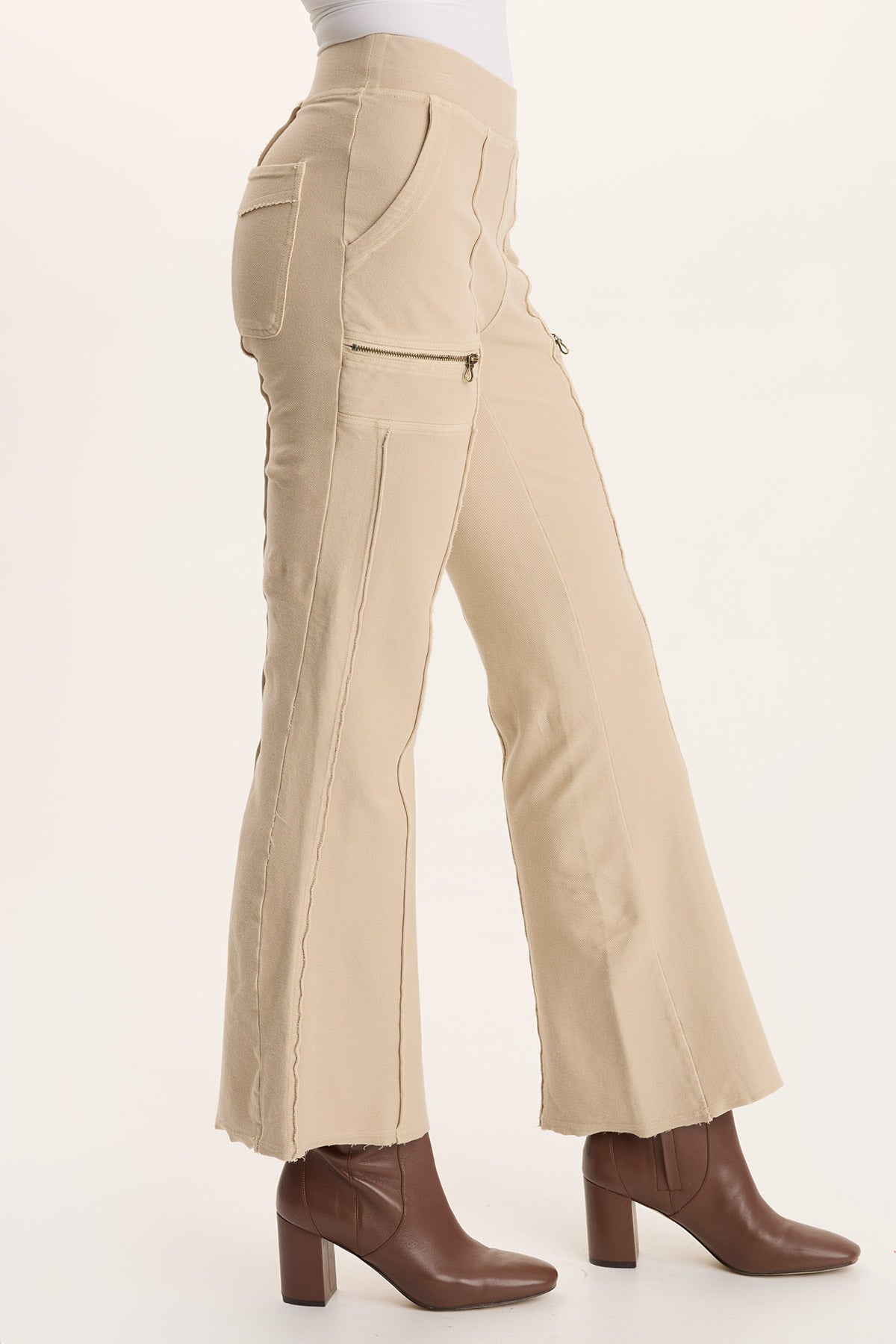 Ninian Twill Knit Zipper Pocket Flared Pant