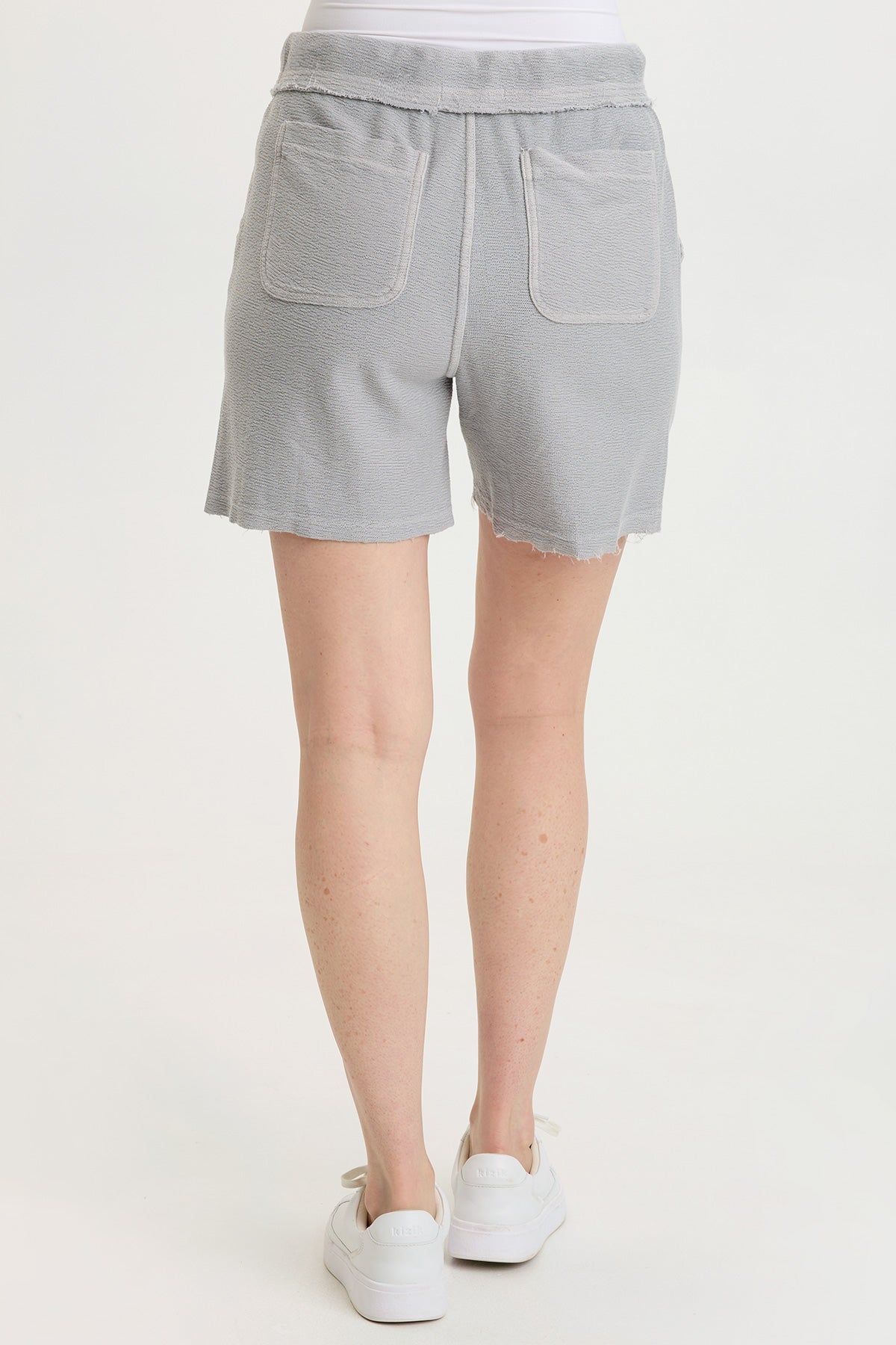 Elvio Crepe Knit 4-Pocket Short