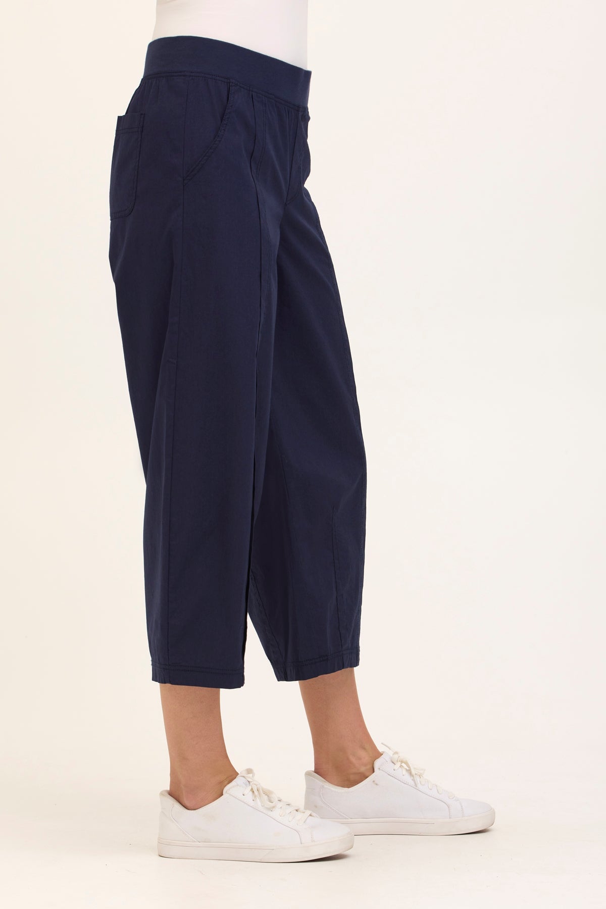 Benson Poplin Barrel Crop