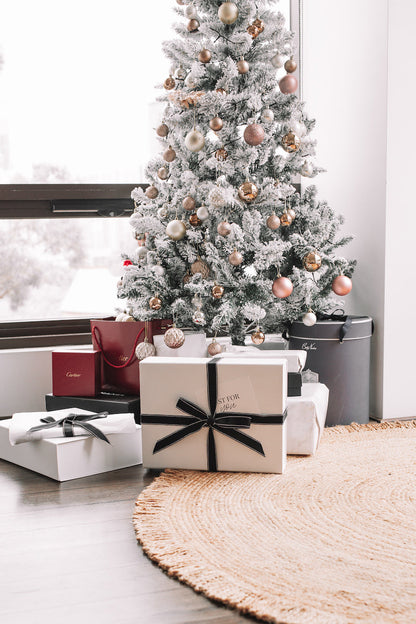 Gift Wrapping White | Esther & Co Gift Wrapping