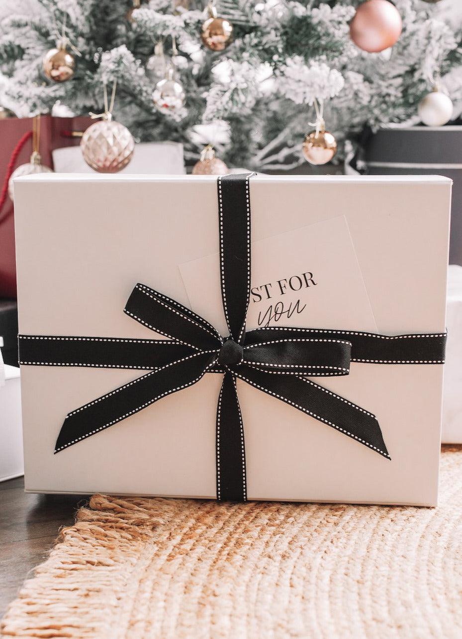Gift Wrapping White | Esther & Co Gift Wrapping