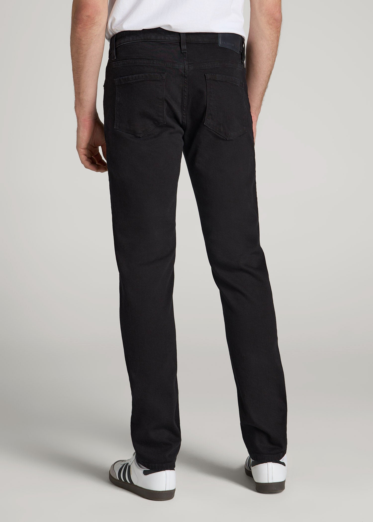 Americana Collection Carman Tapered Fit Jeans For Tall Men in Lark Black