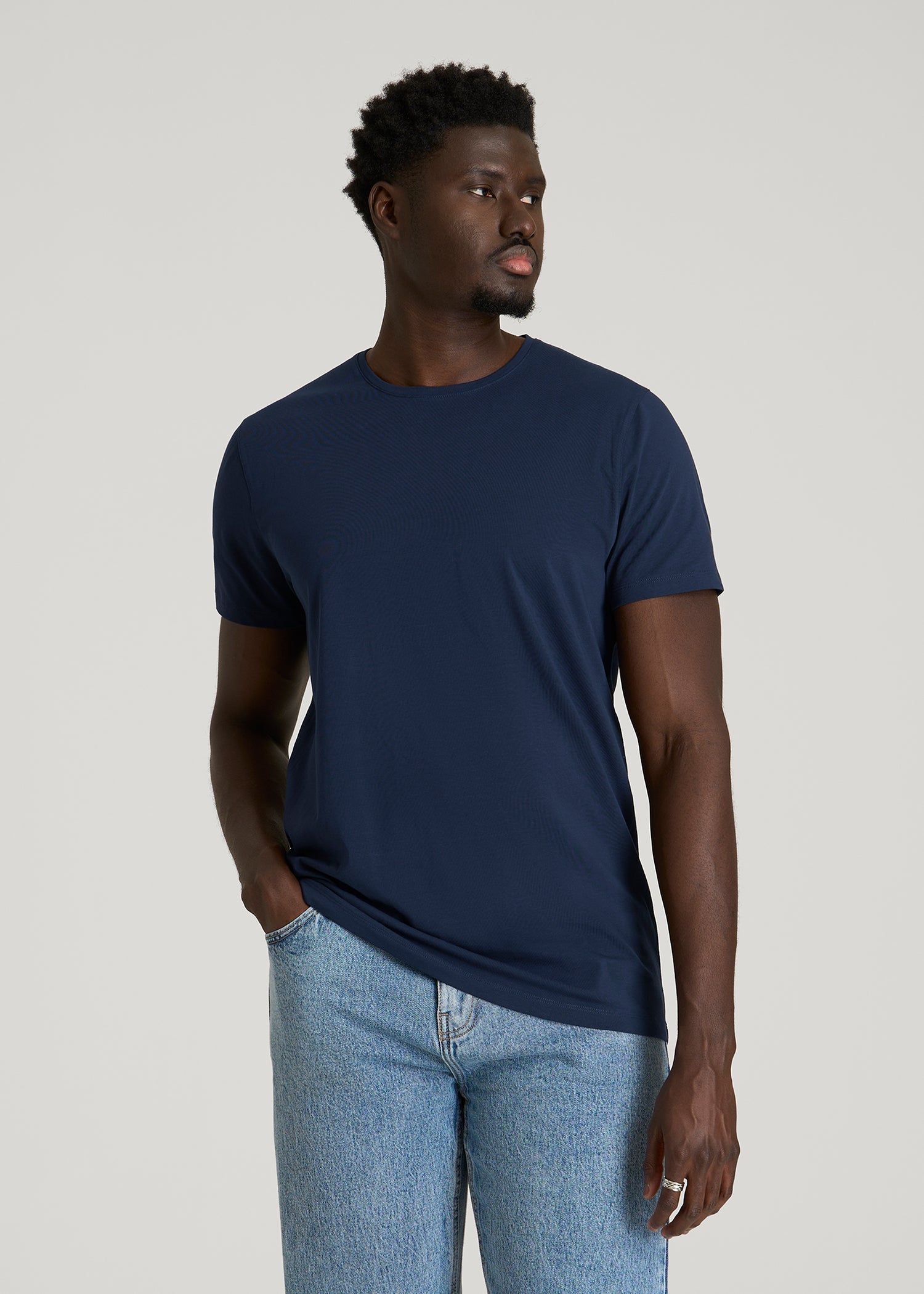 The Essential Modern Fit Crewneck Tee for Tall Men in Navy