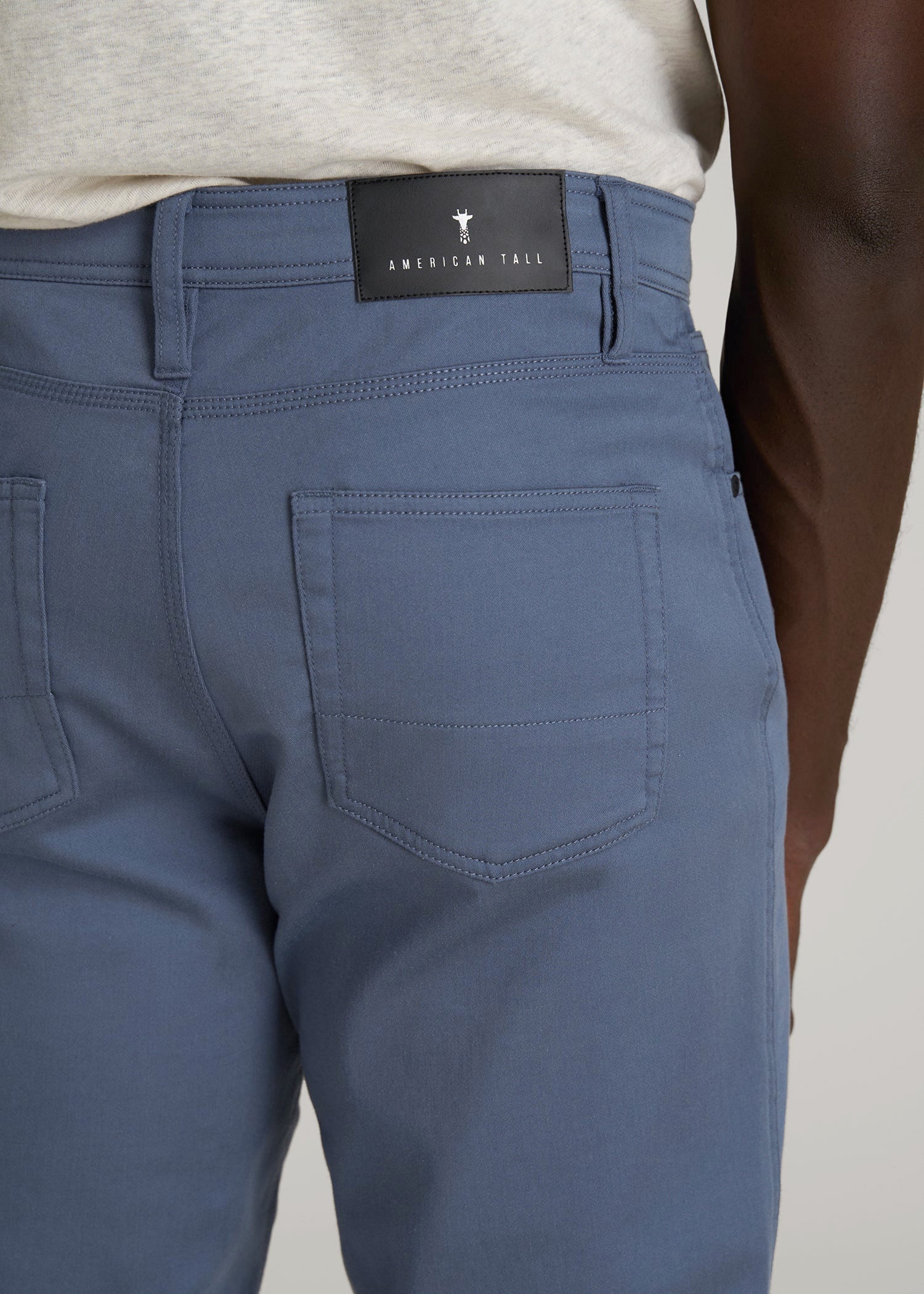Everyday Comfort 5-Pocket TAPERED-FIT Pant for Tall Men in Blue Slate
