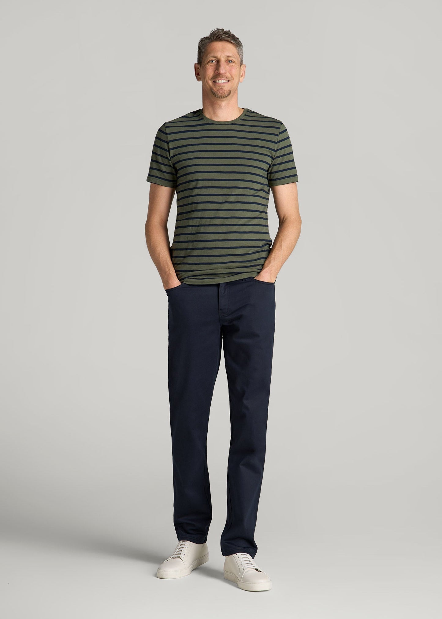 Everyday Comfort 5-Pocket TAPERED-FIT Pant for Tall Men in True Navy