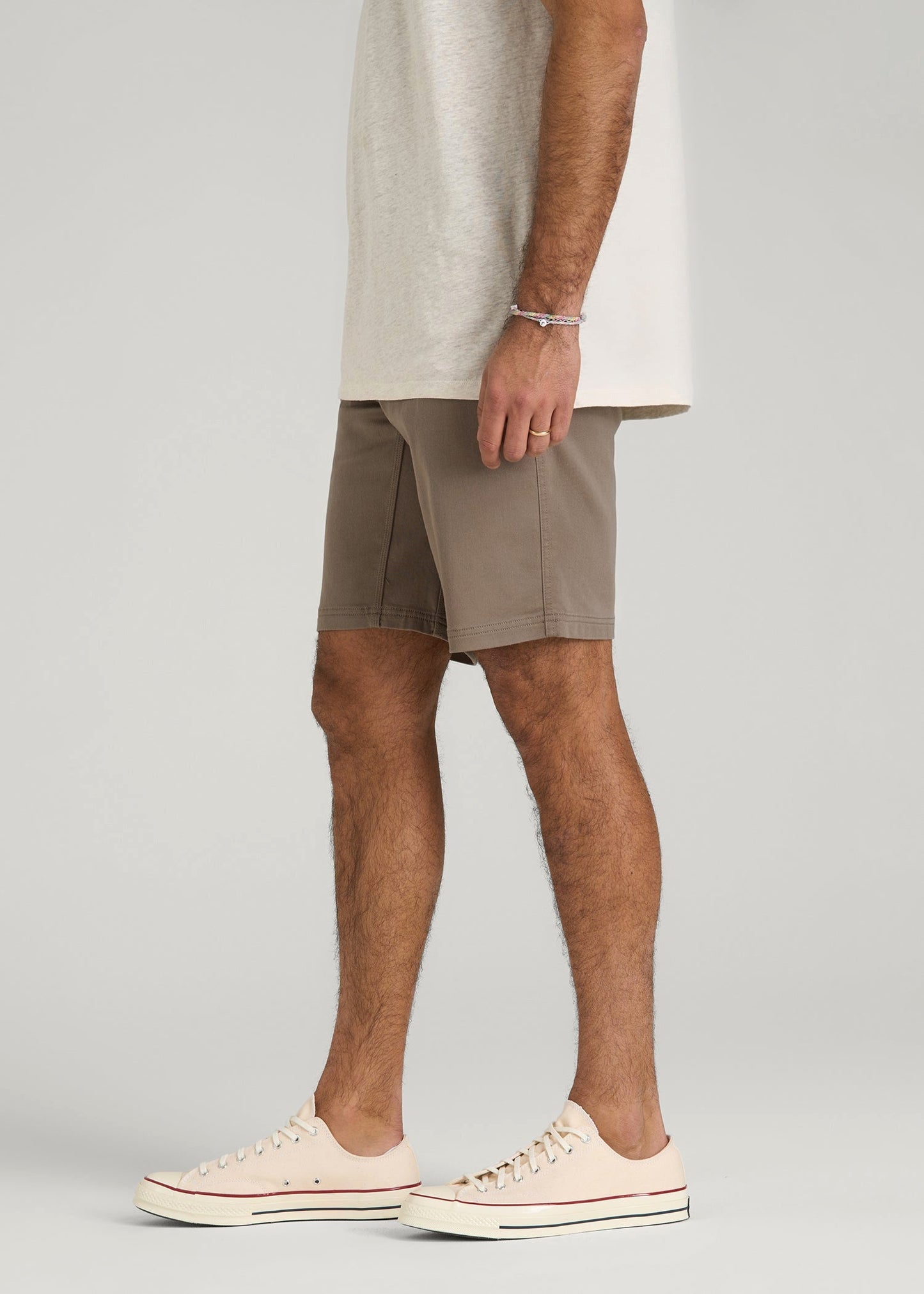 Everyday Comfort 5 Pocket Short for Tall Men in Dark Sand