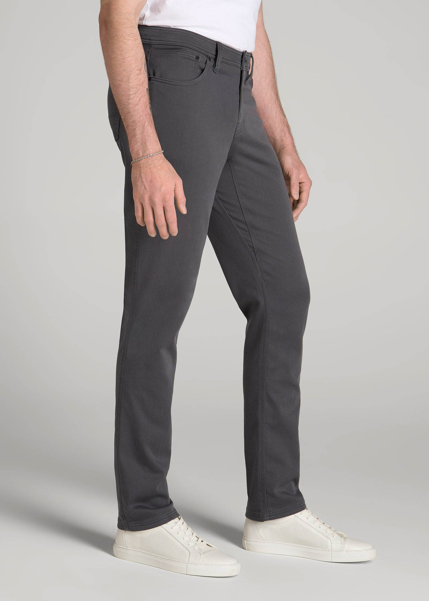Everyday Comfort 5-Pocket TAPERED-FIT Pant for Tall Men in Iron Grey