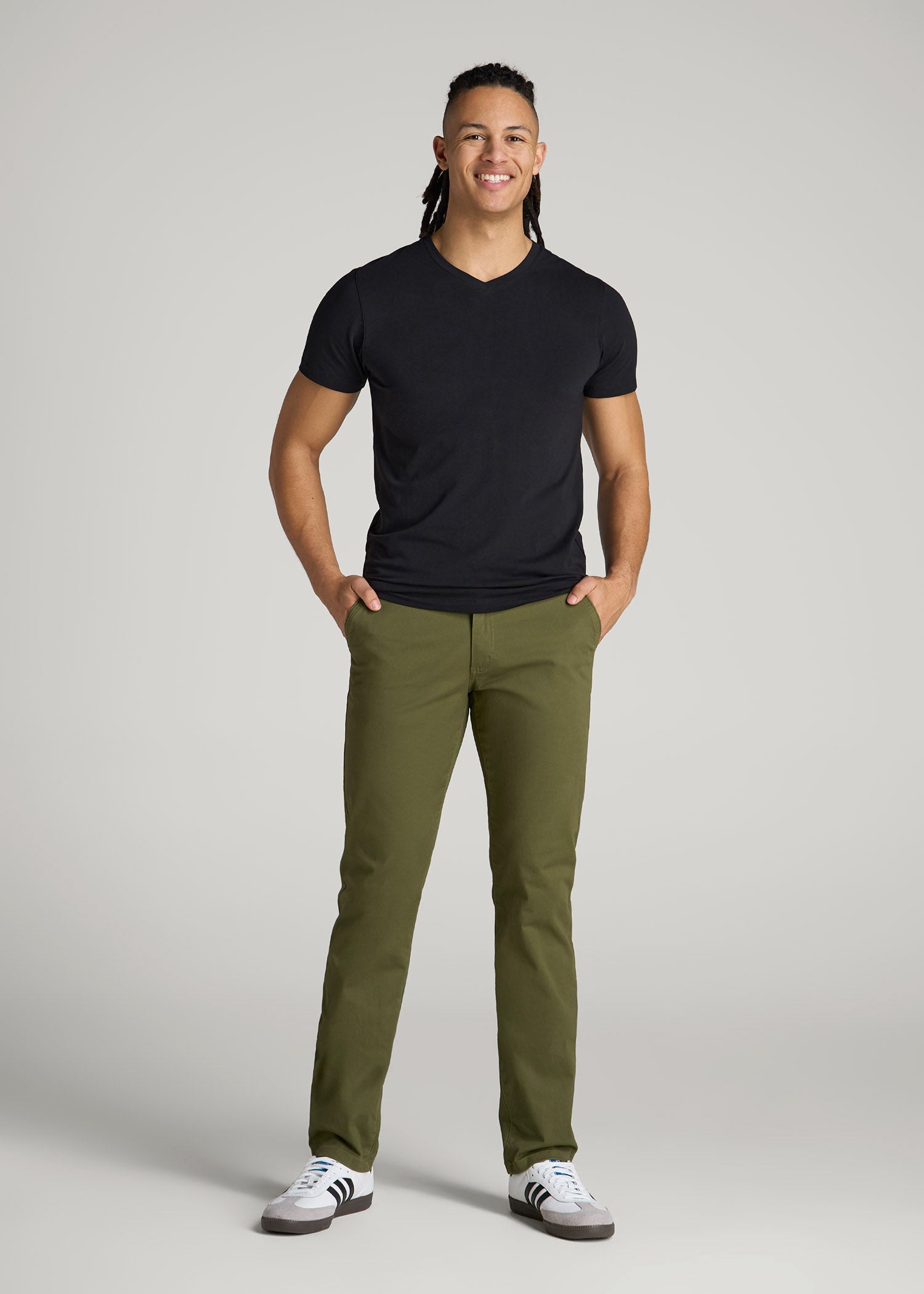 The Essential Modern Fit V-Neck Tee for Tall Men in Black