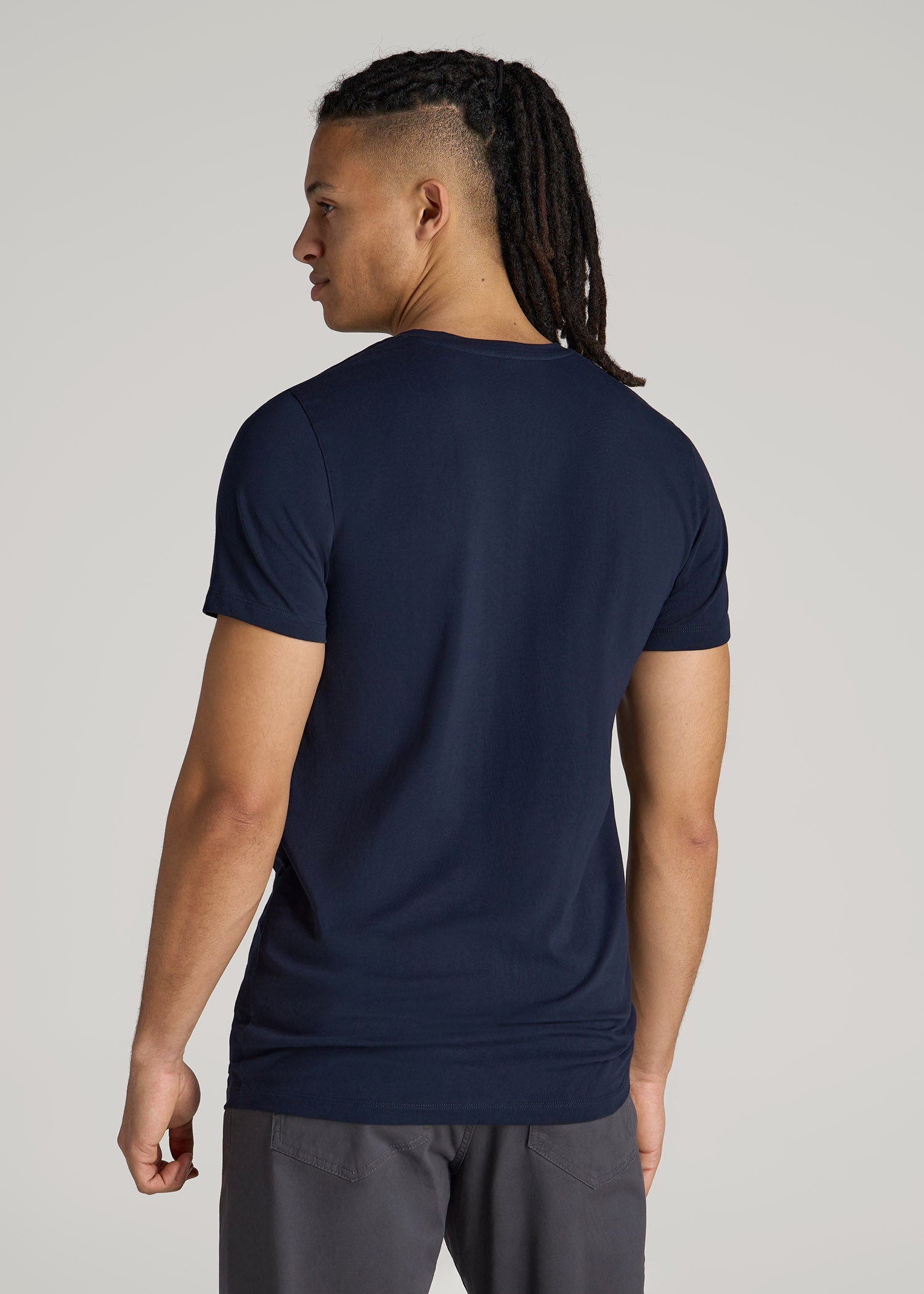 The Essential Modern Fit V-Neck Tee for Tall Men in True Navy