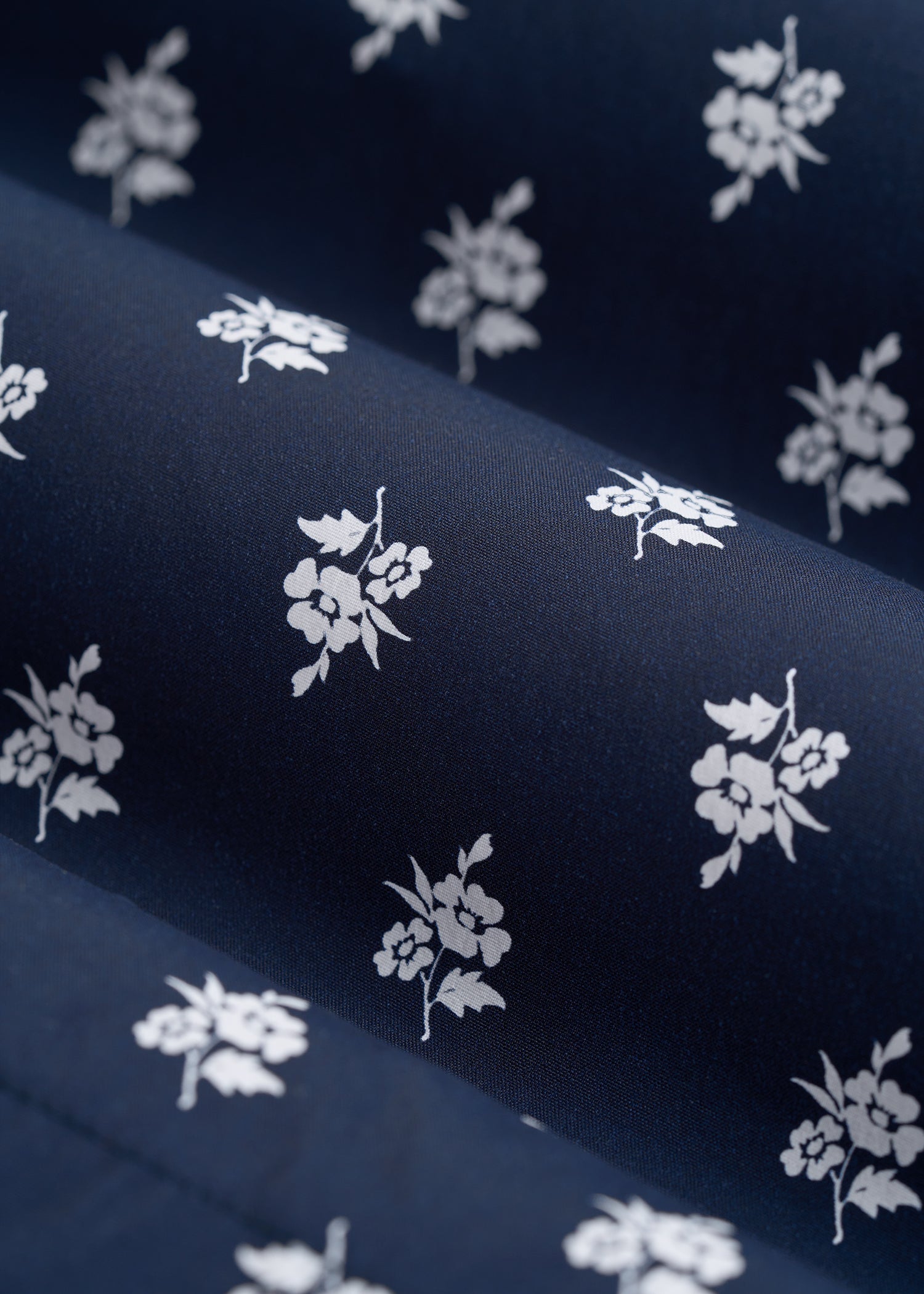Stretch Swim Shorts for Tall Men in Navy Blue Floral