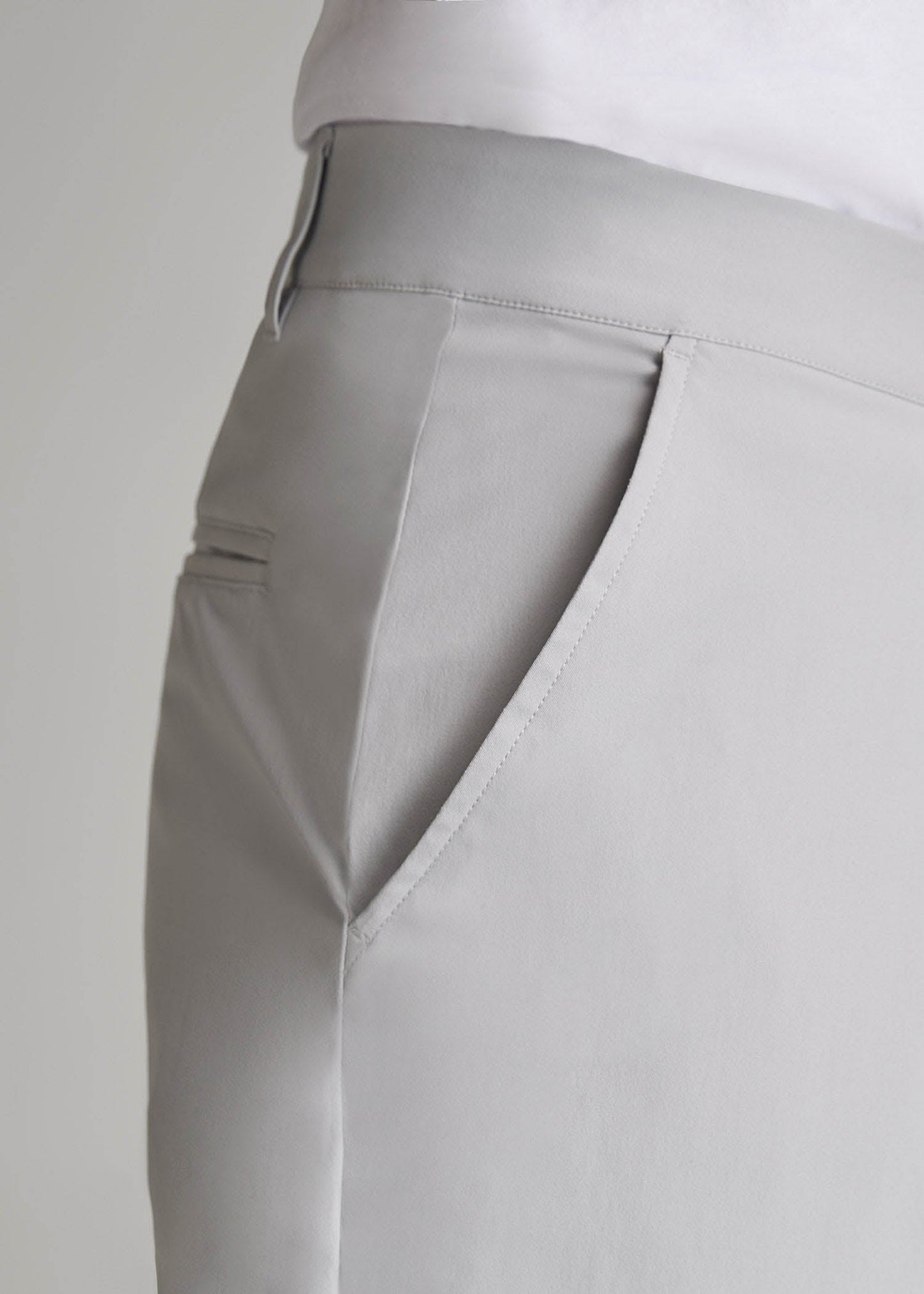 TAPERED FIT Traveler Chino Pants for Tall Men in Light Grey
