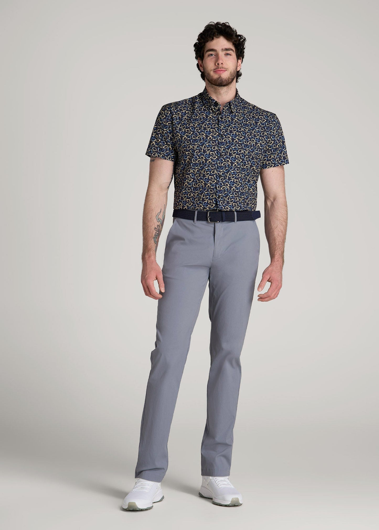TAPERED FIT Traveler Chino Pants for Tall Men in Skyline Grey