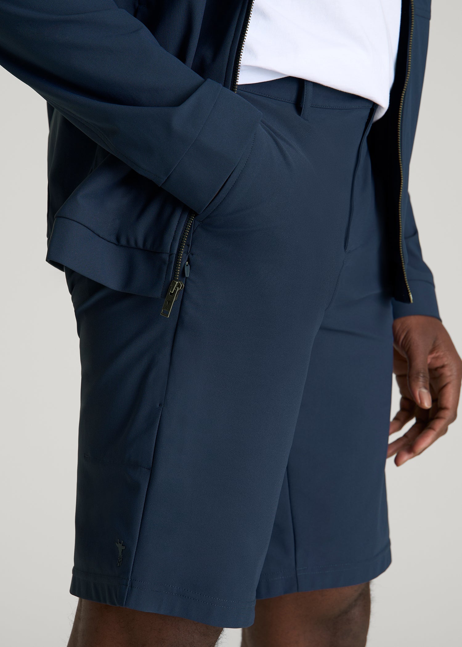 Traveler Chino Short 2.0 for Tall Men in Navy Blue