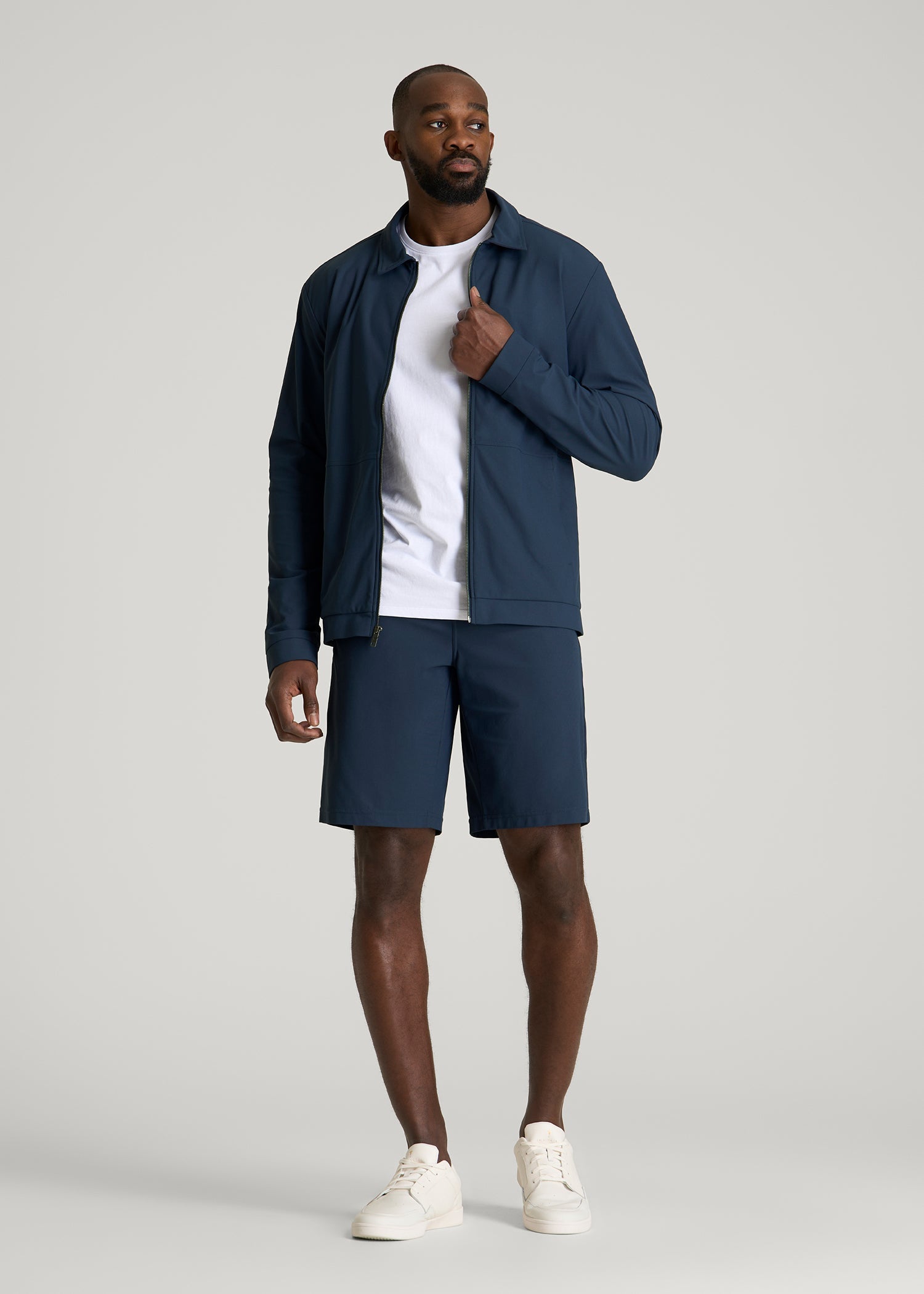 Traveler Chino Short 2.0 for Tall Men in Navy Blue