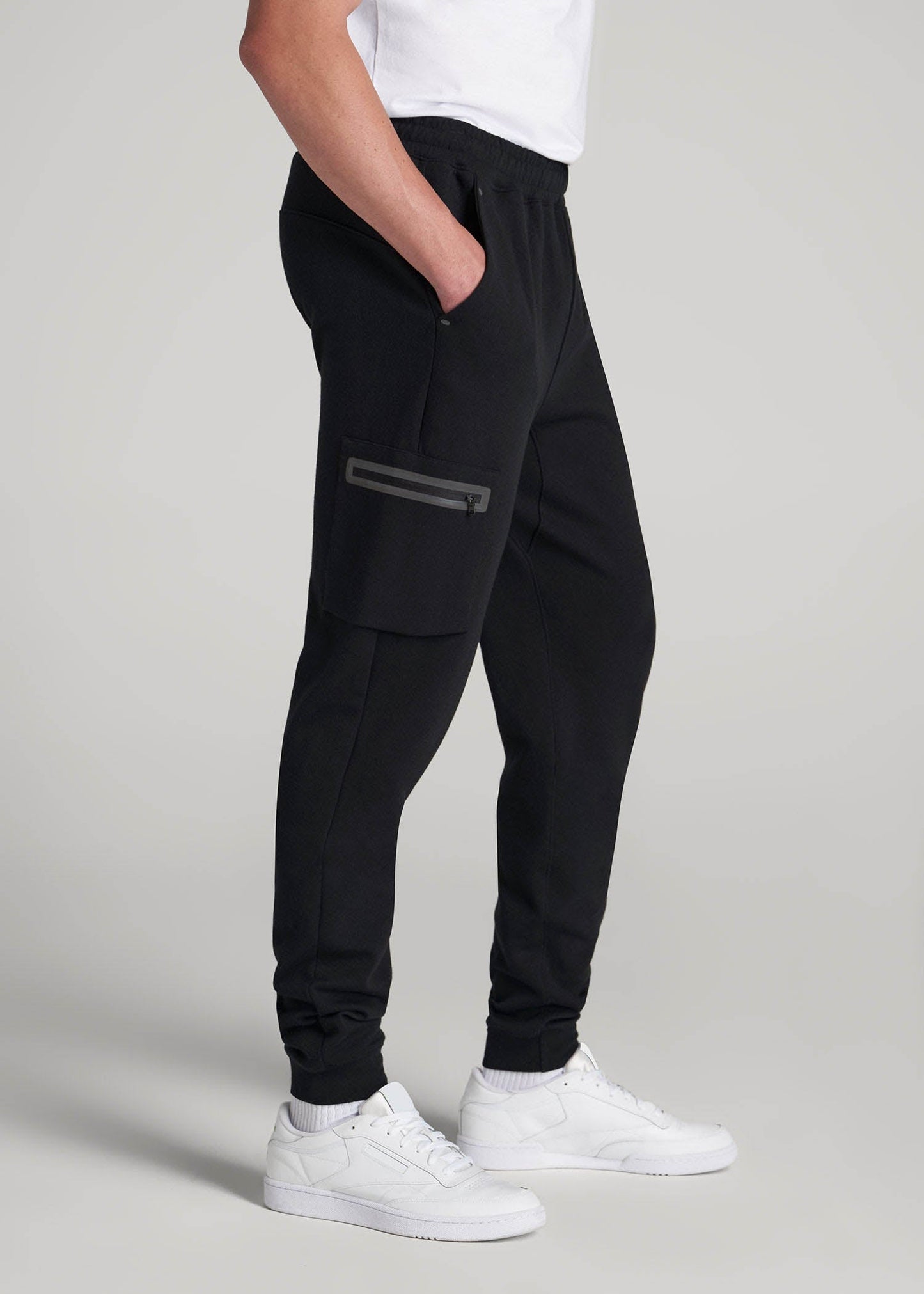 Tech Motion Fleece Cargo Joggers for Tall Men in Black