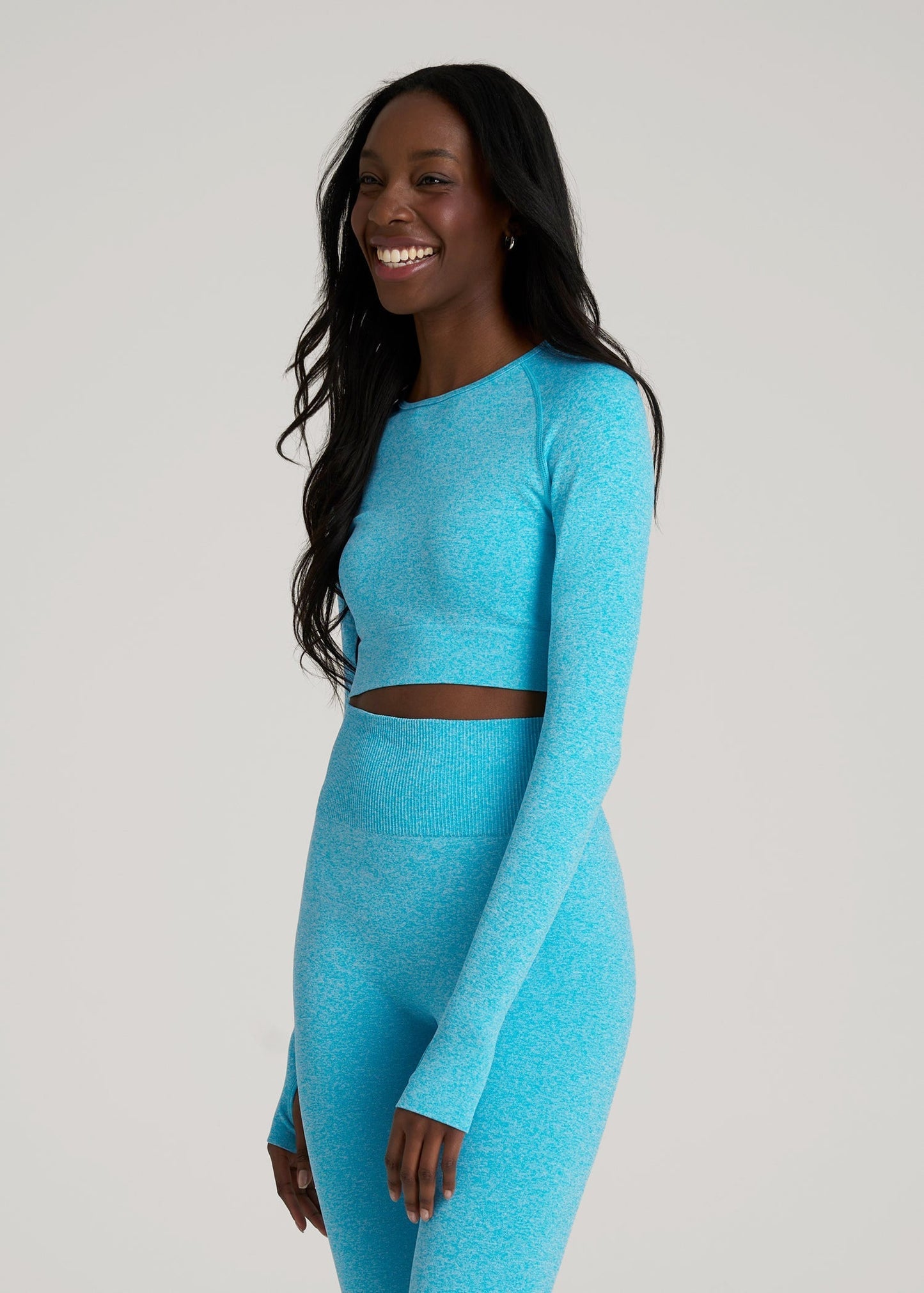 Compression Long Sleeve Cropped Training Top for Tall Women in Scuba Blue Mix
