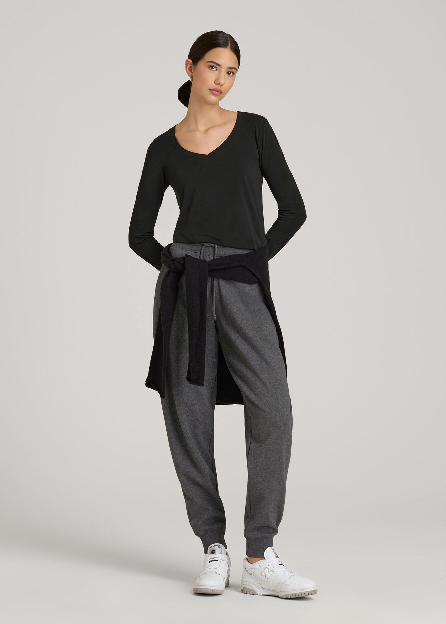 Long Sleeve Scoop V-Neck Tee Shirt for Tall Women in Black