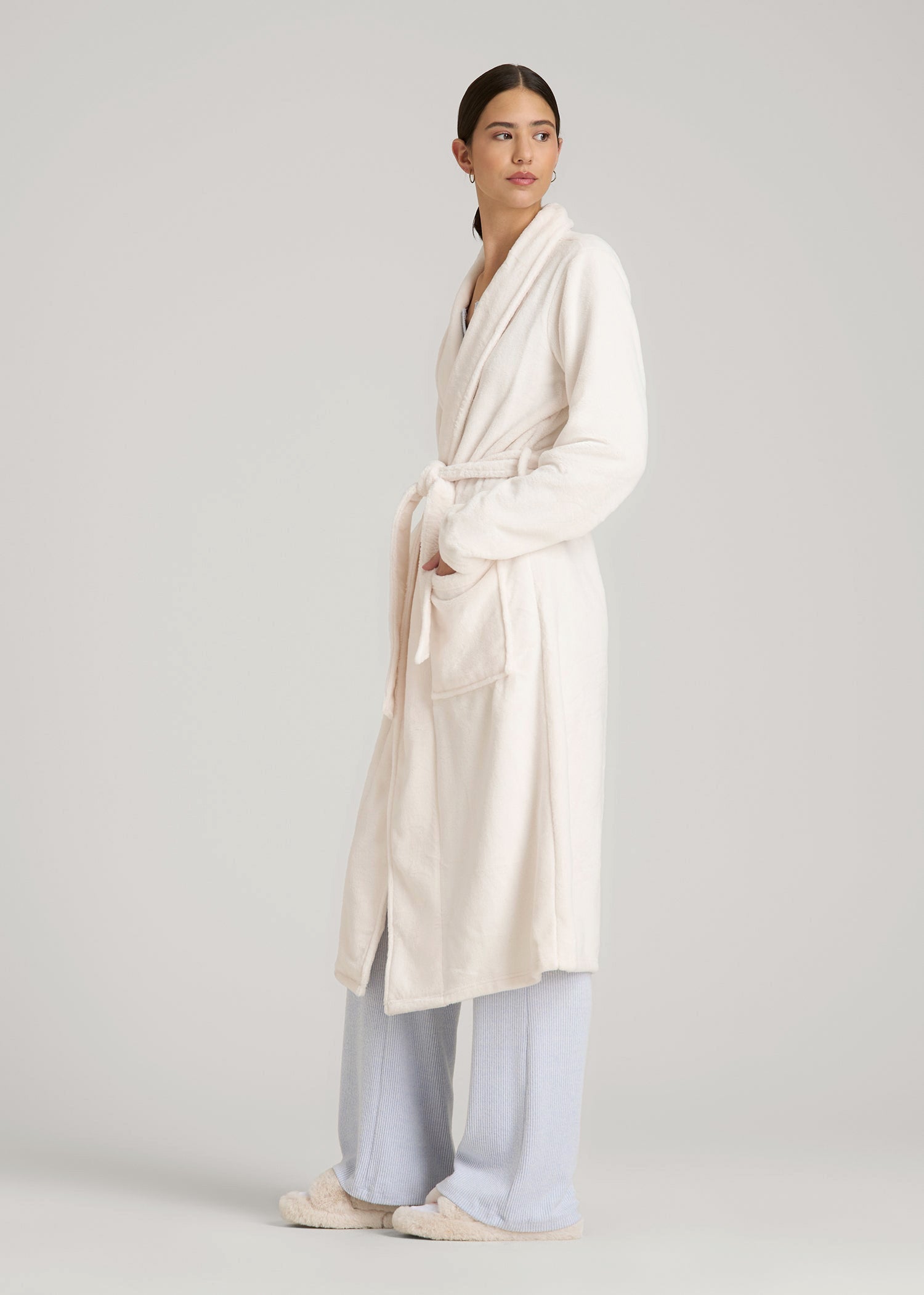 Lounge Robe for Tall Women in White Alyssum