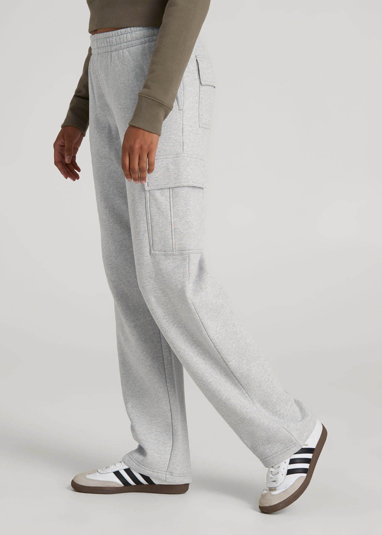 Mid Rise Cargo Fleece Sweatpants for Tall Women in Grey Mix