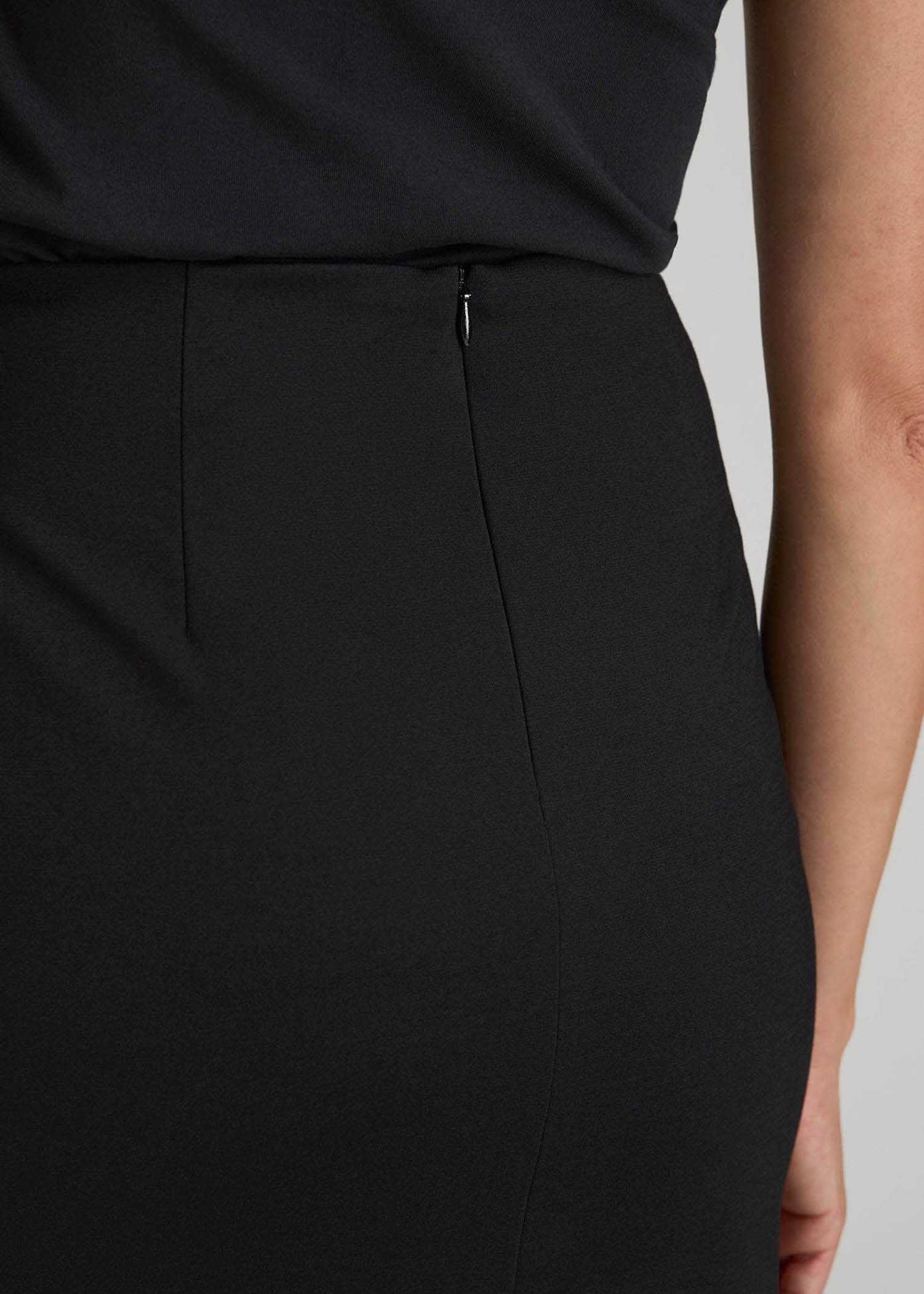 Freedom Flex Pencil Skirt for Tall Women in Black