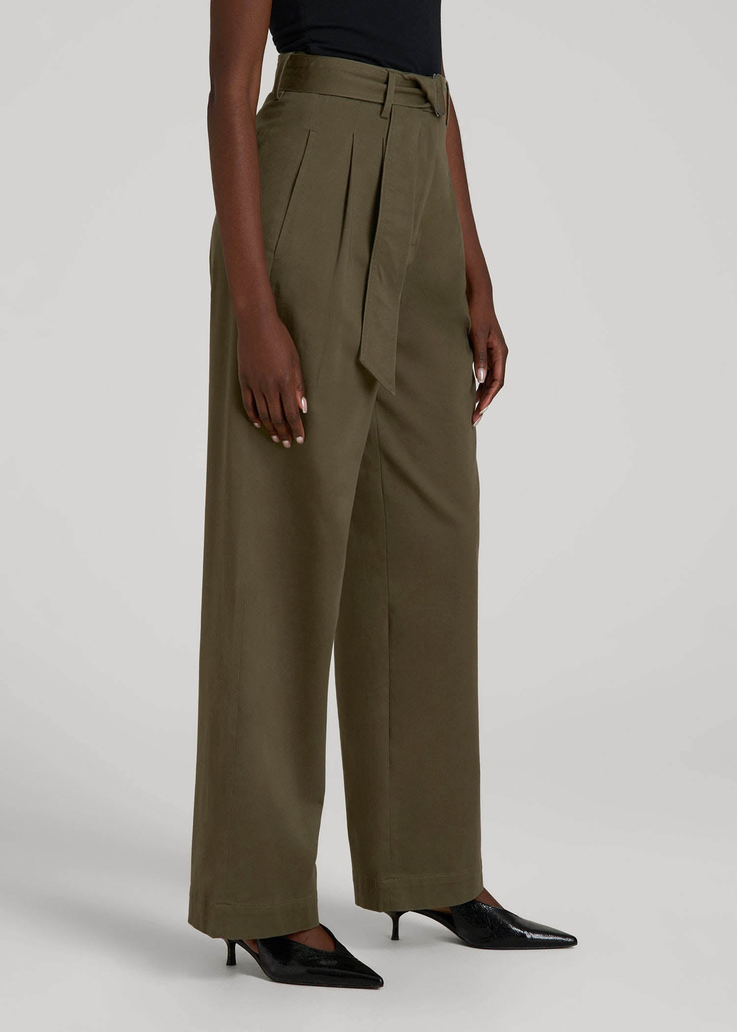 Pleated Wide Leg Chino With Belt for Tall Women in Forest Night
