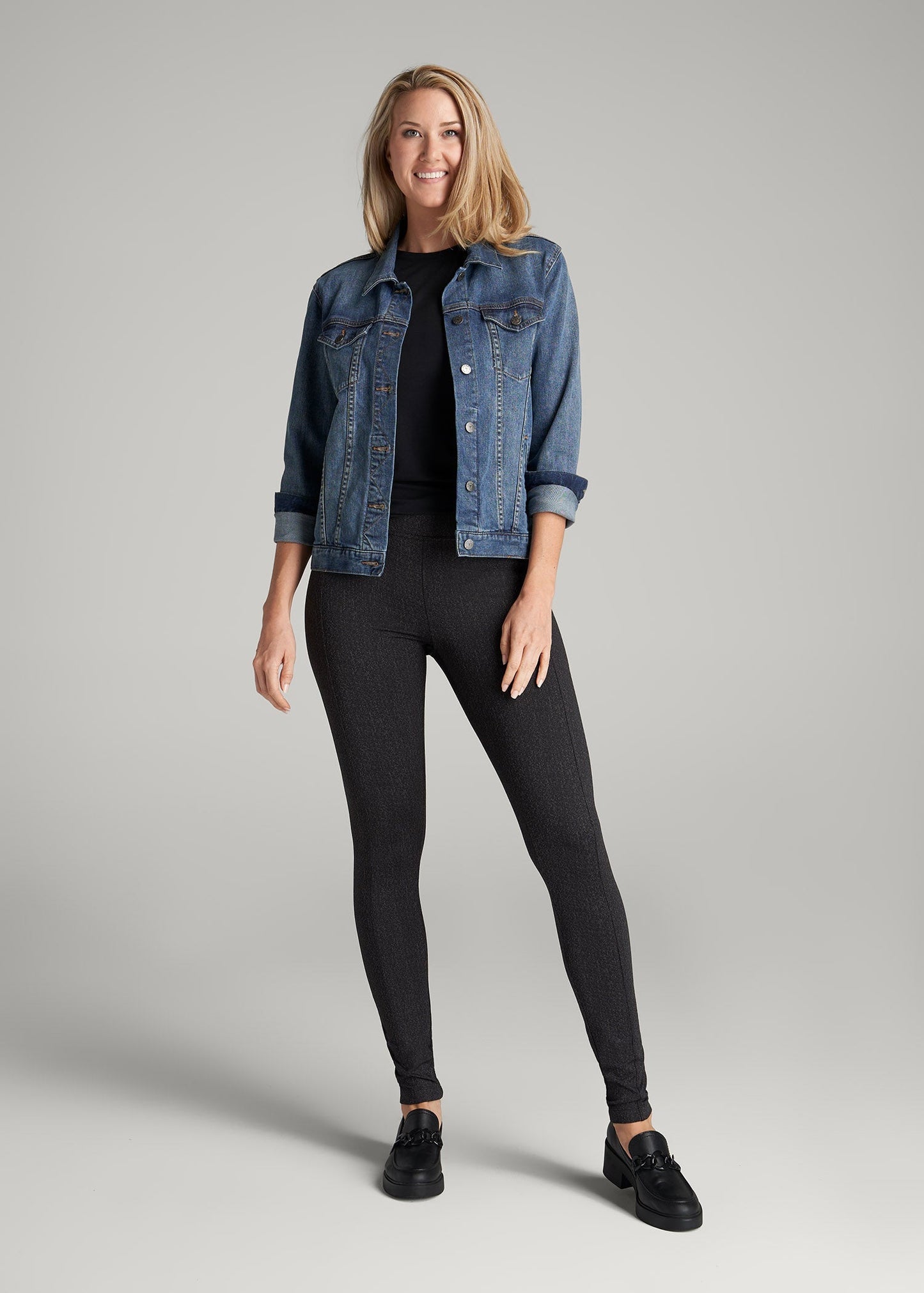 Textured Back-Pocket Leggings for Tall Women in Black Charcoal Jacquard