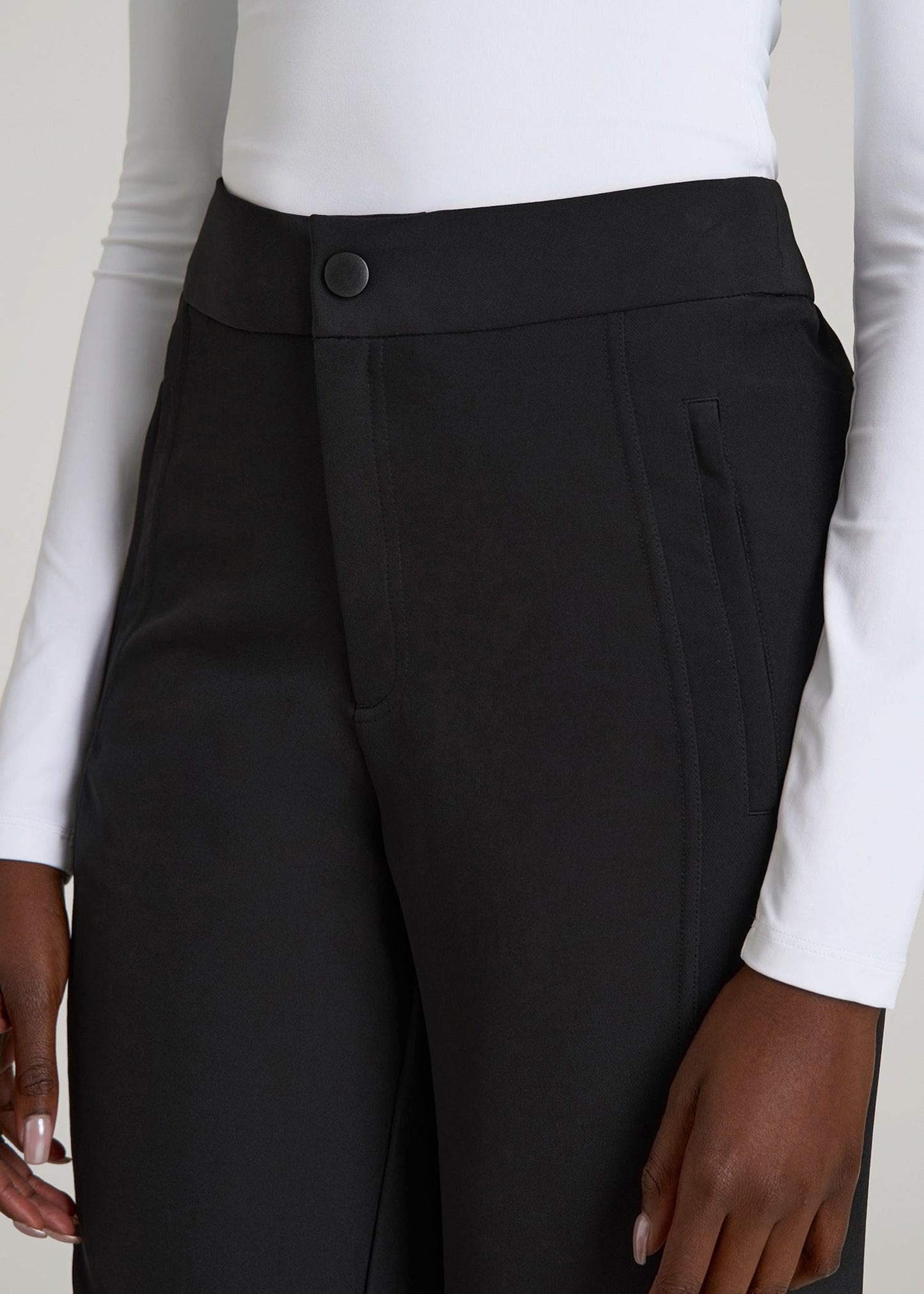 Traveler Tapered Fit Pant for Tall Women in Black
