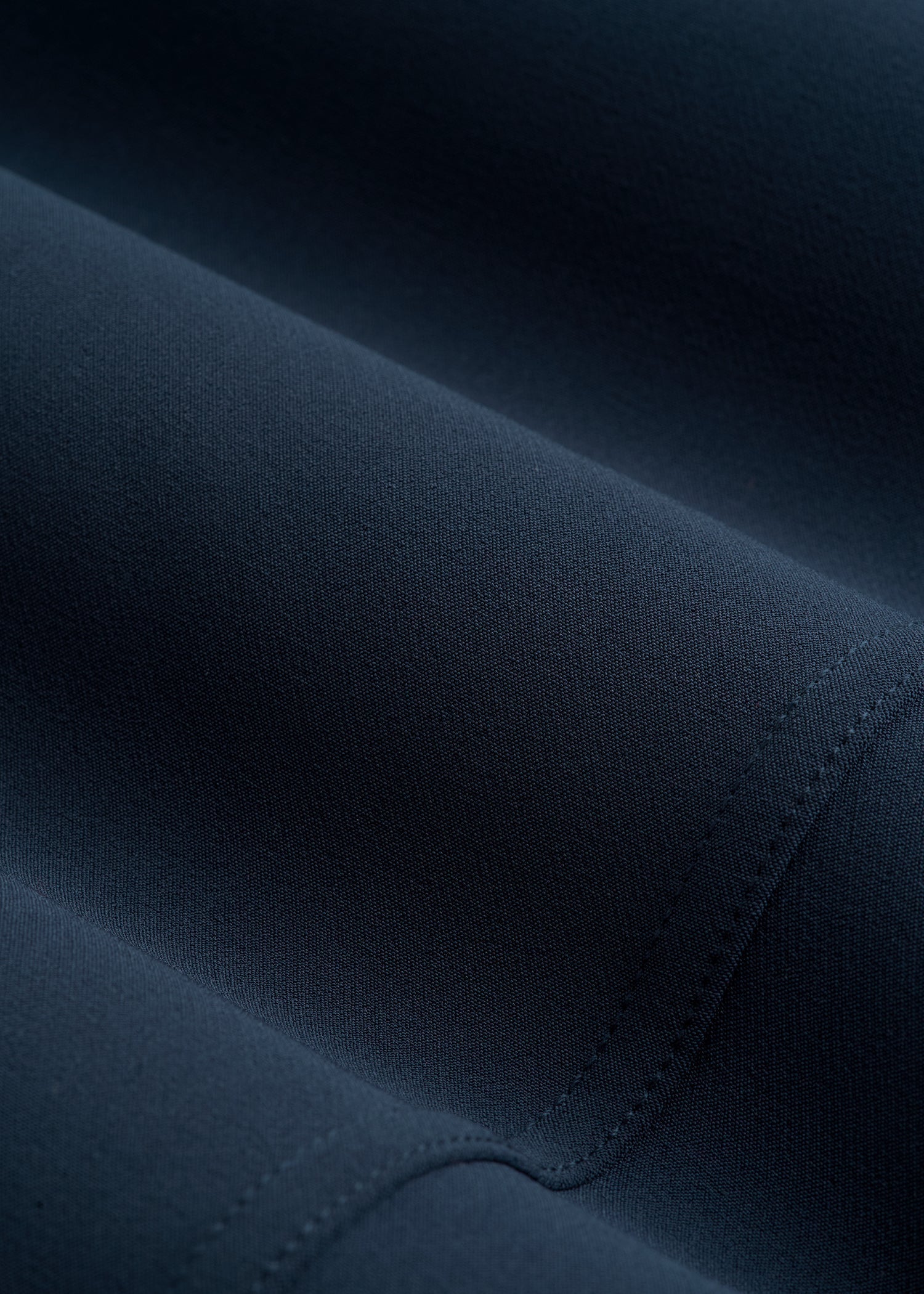 Traveler Tapered Fit Pant for Tall Women in Navy