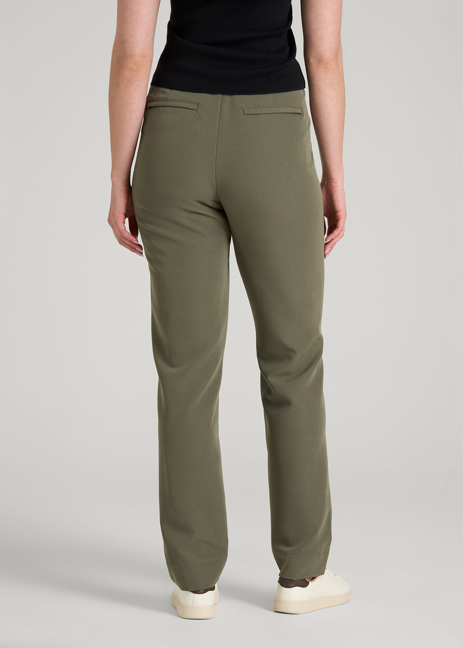 Traveler Tapered Fit Pant for Tall Women in Olive