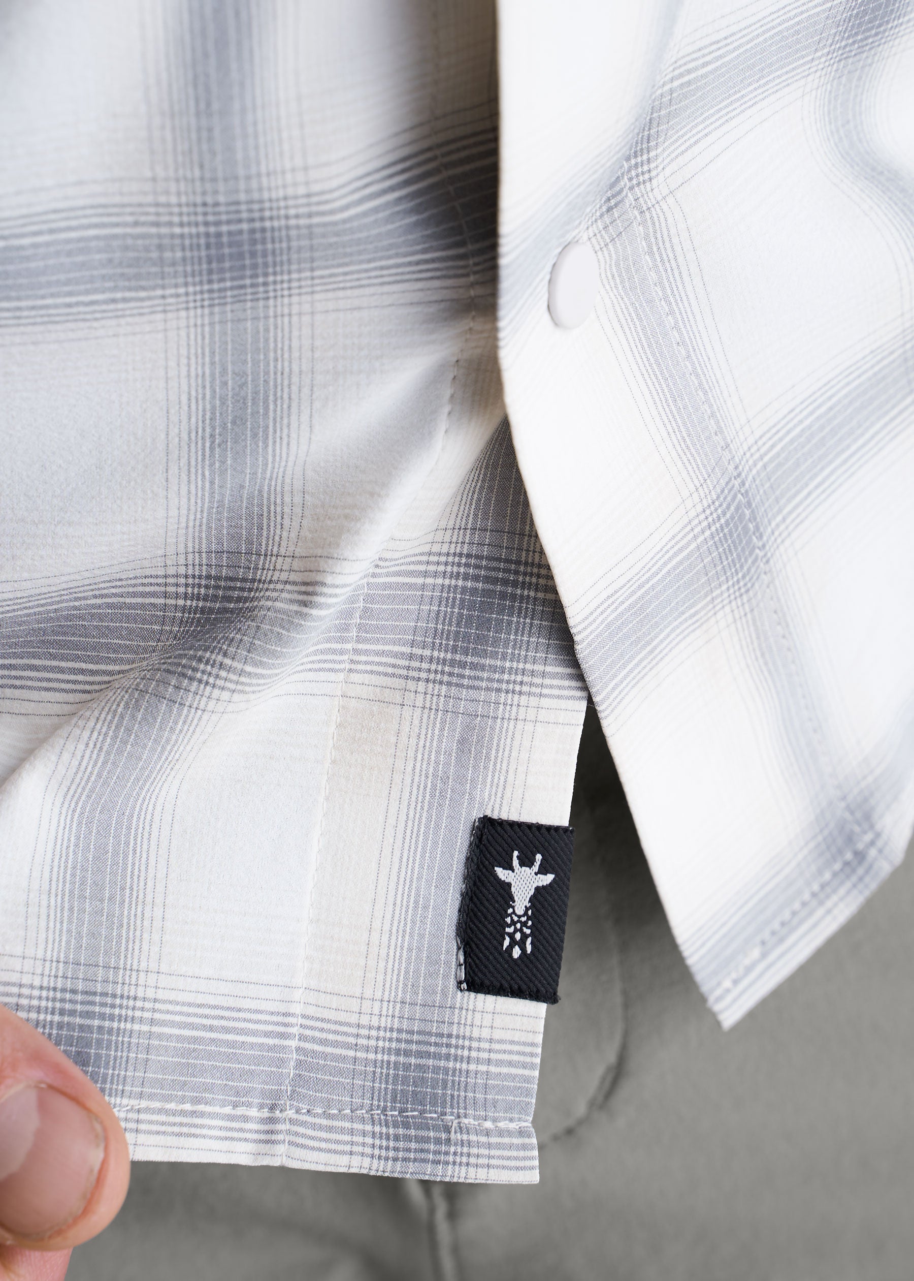 Ultra Lightweight Snap-Front Shirt for Tall Men in Birch Smoke