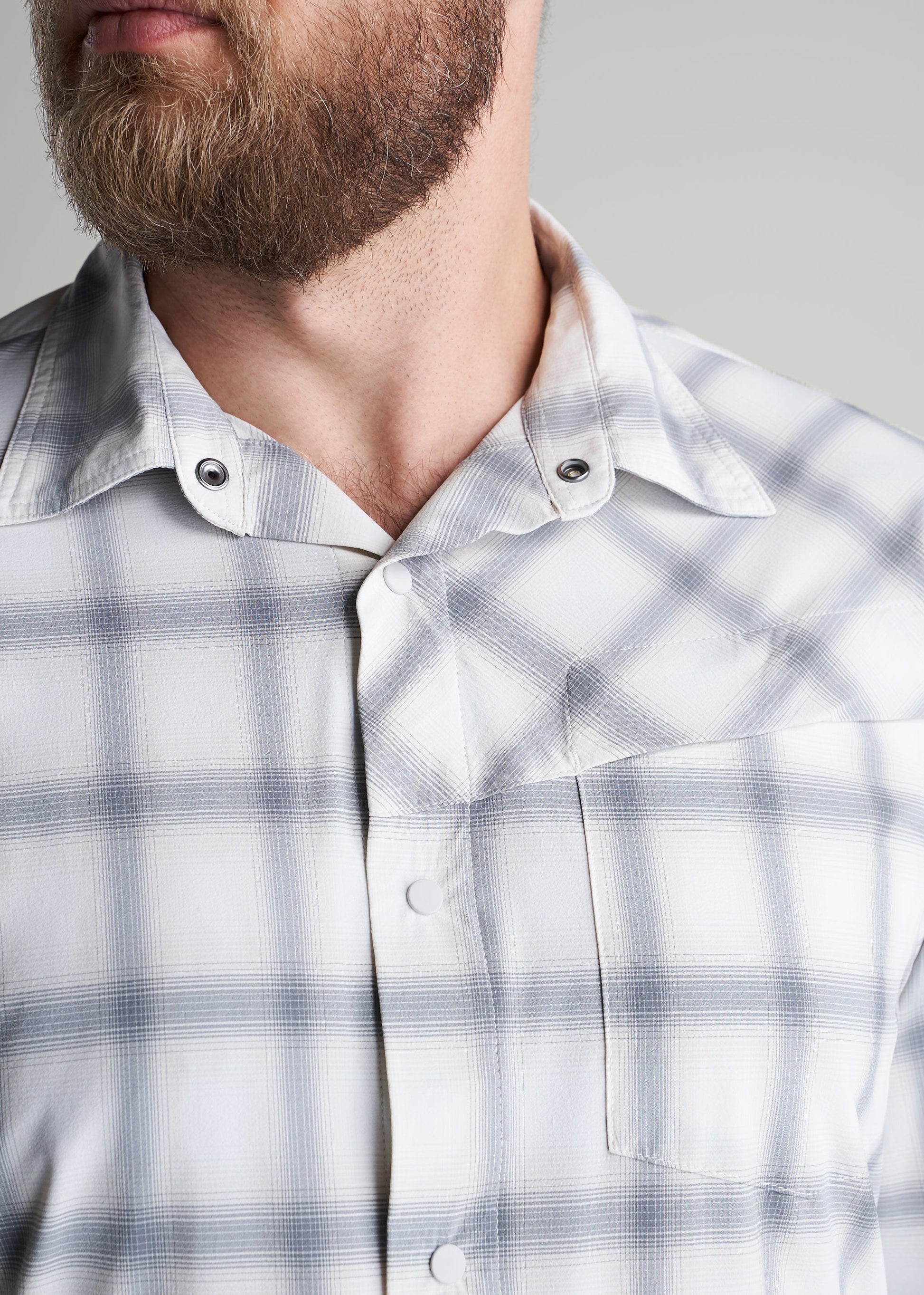 Ultra Lightweight Snap-Front Shirt for Tall Men in Birch Smoke