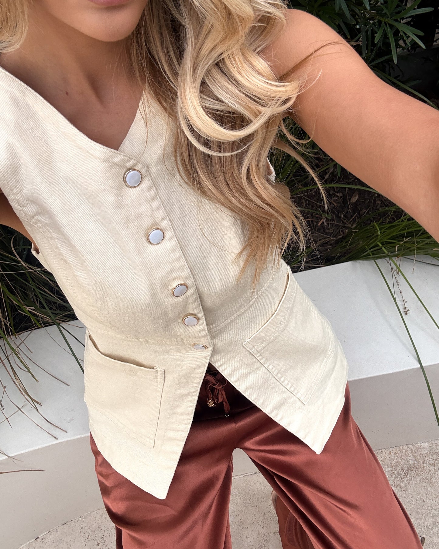 Avida Beige Top | Women's Sleeveless Button Top
