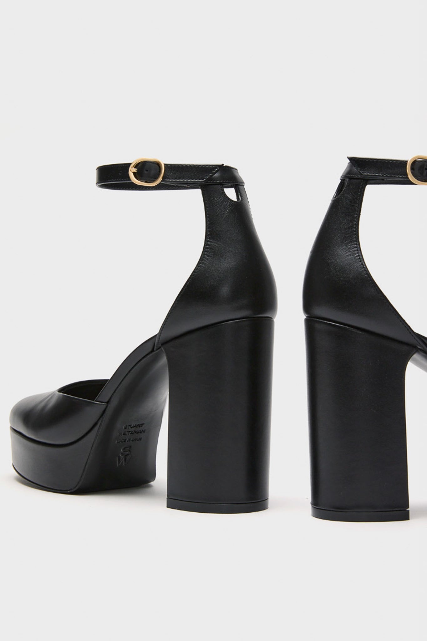 Black Dayna Platform Pumps