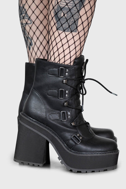 Broom Rider Boots [B]