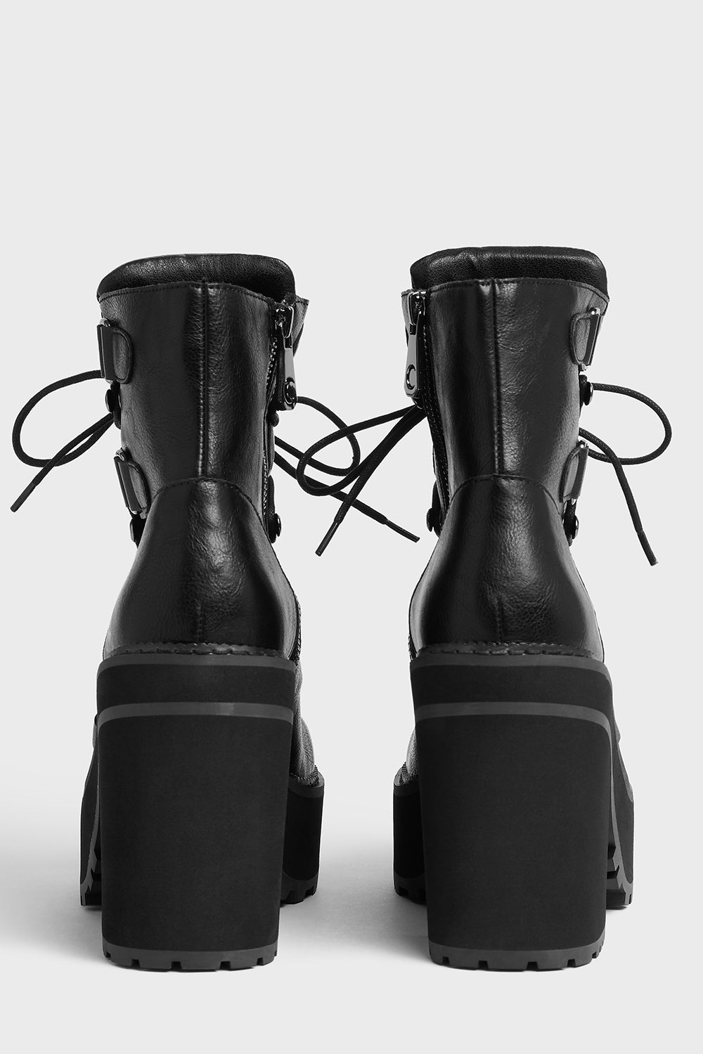 Broom Rider Boots [B]