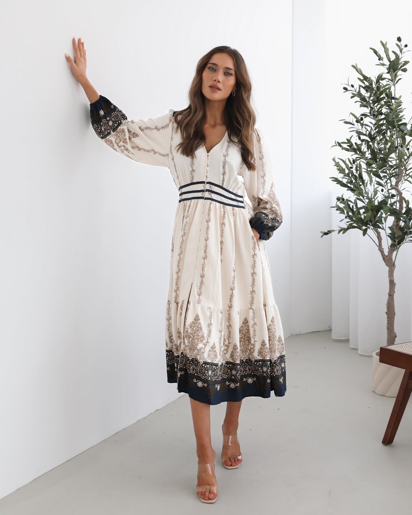 Braelynn White Print Dress | Women's Printed Midi Dress